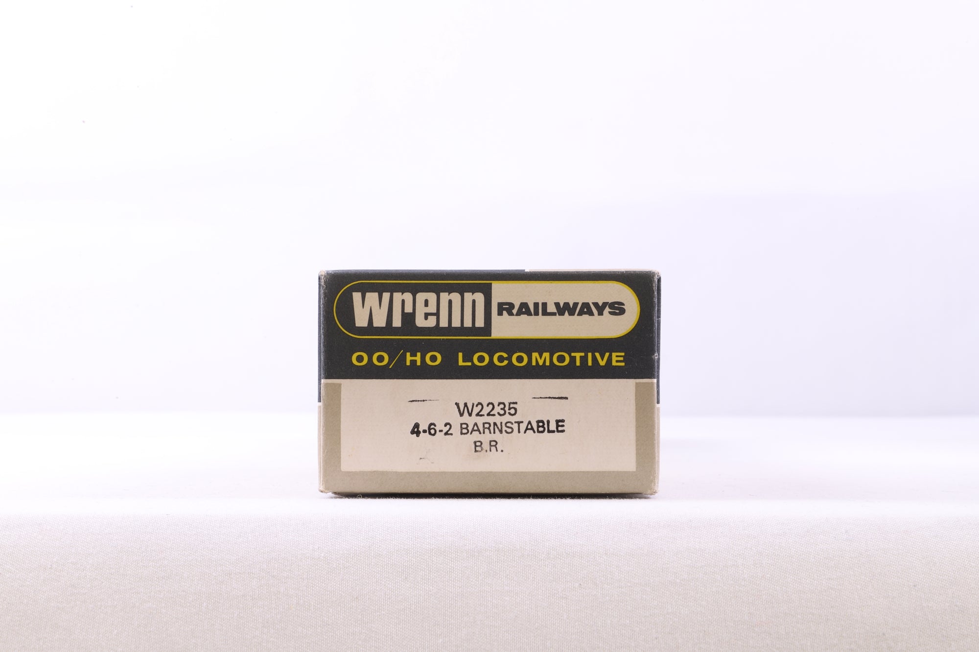 Wrenn OO W2235 Castle Class '5023' 'Brecon Castle' BR Green