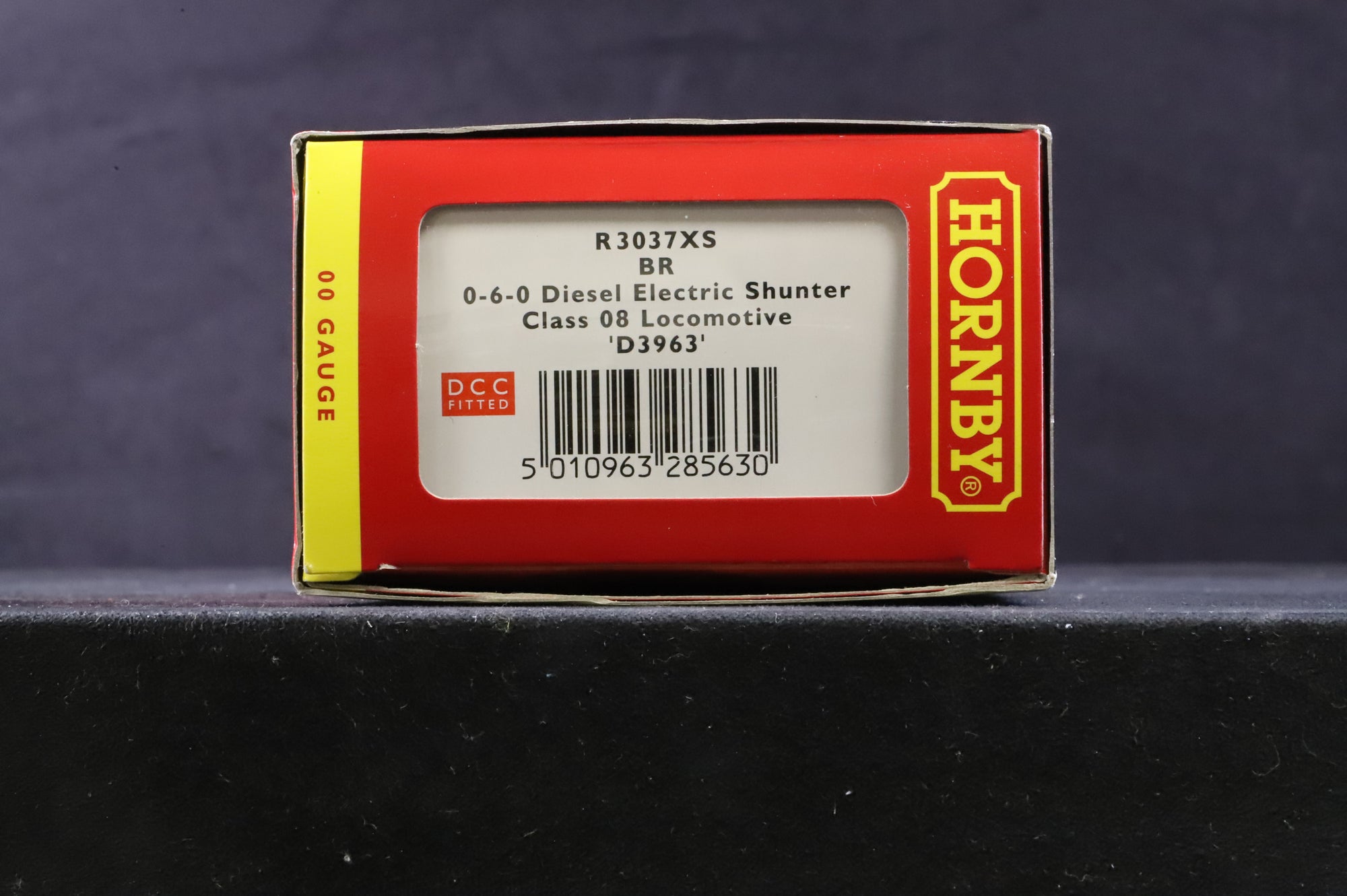 Hornby OO R3037XS Class 08 Diesel Shunter 'D3963' BR Green L/C DCC Sound