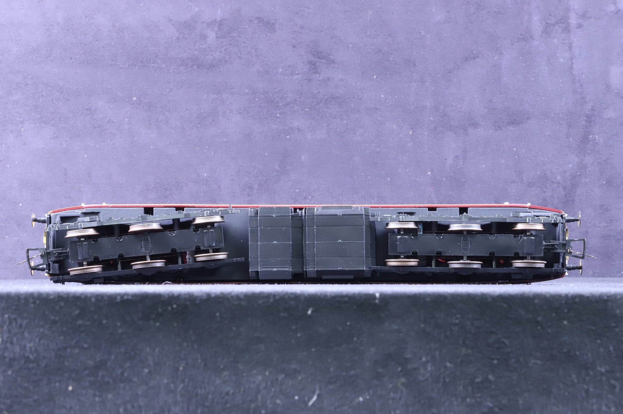 Heljan OO 4650 Class 47 47744 in EWS Livery