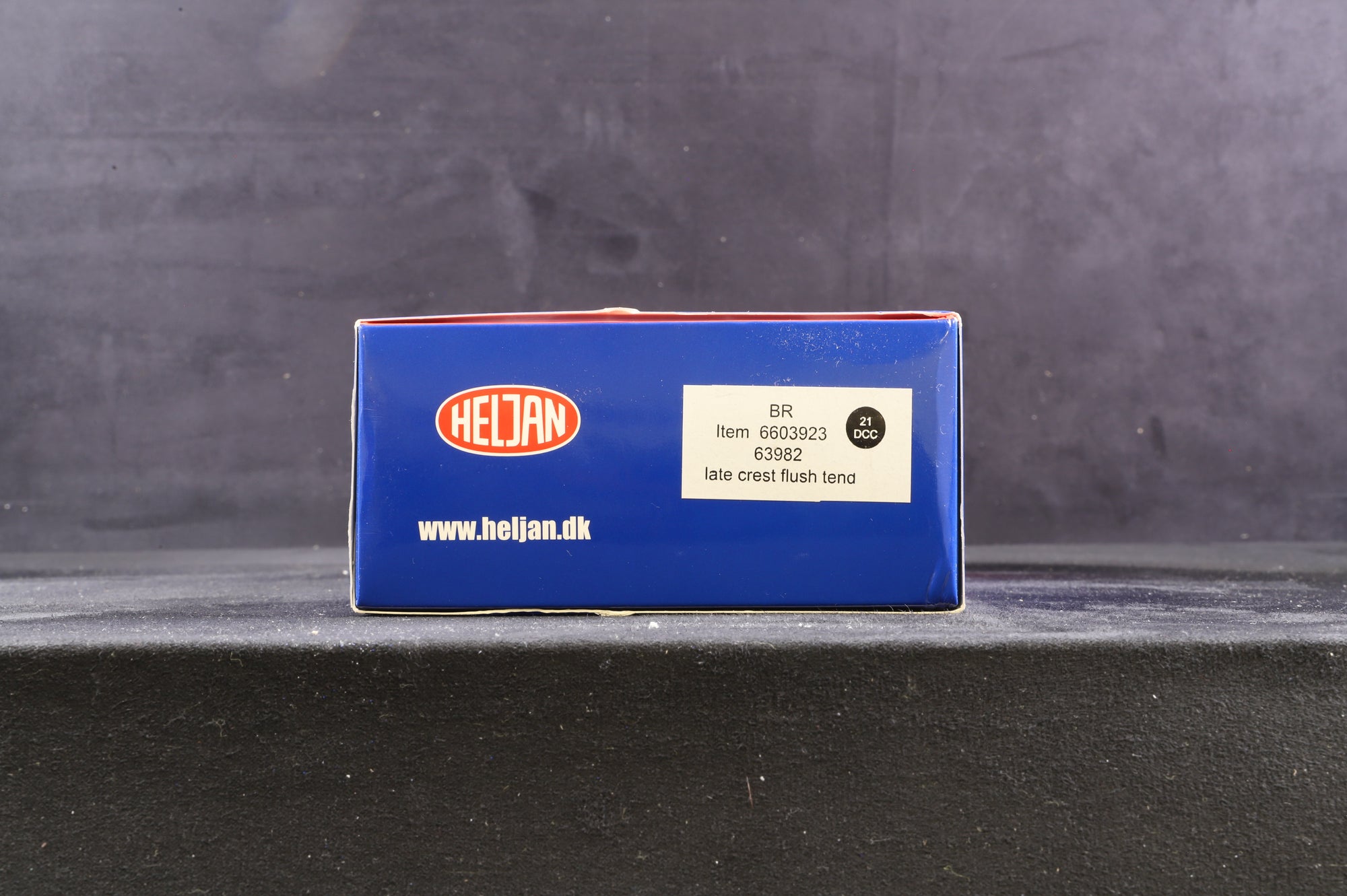 Heljan OO 3923 Class O2/4 Tango 2-8-0 63982 in BR black w/late crest & flush tender