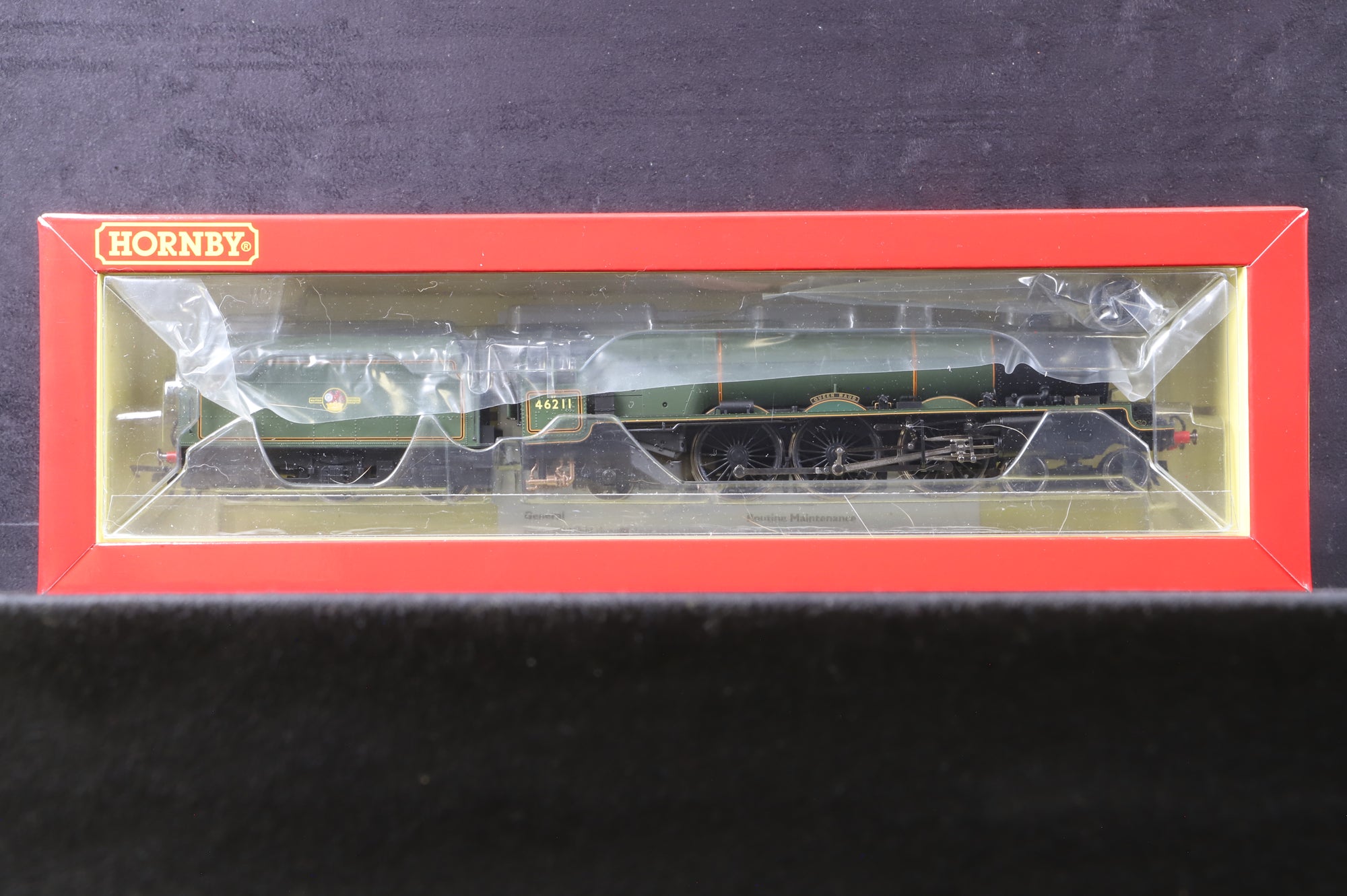 Hornby OO R3855 Princess Royal '46211' 'Queen Maud' BR Lined Green L/C