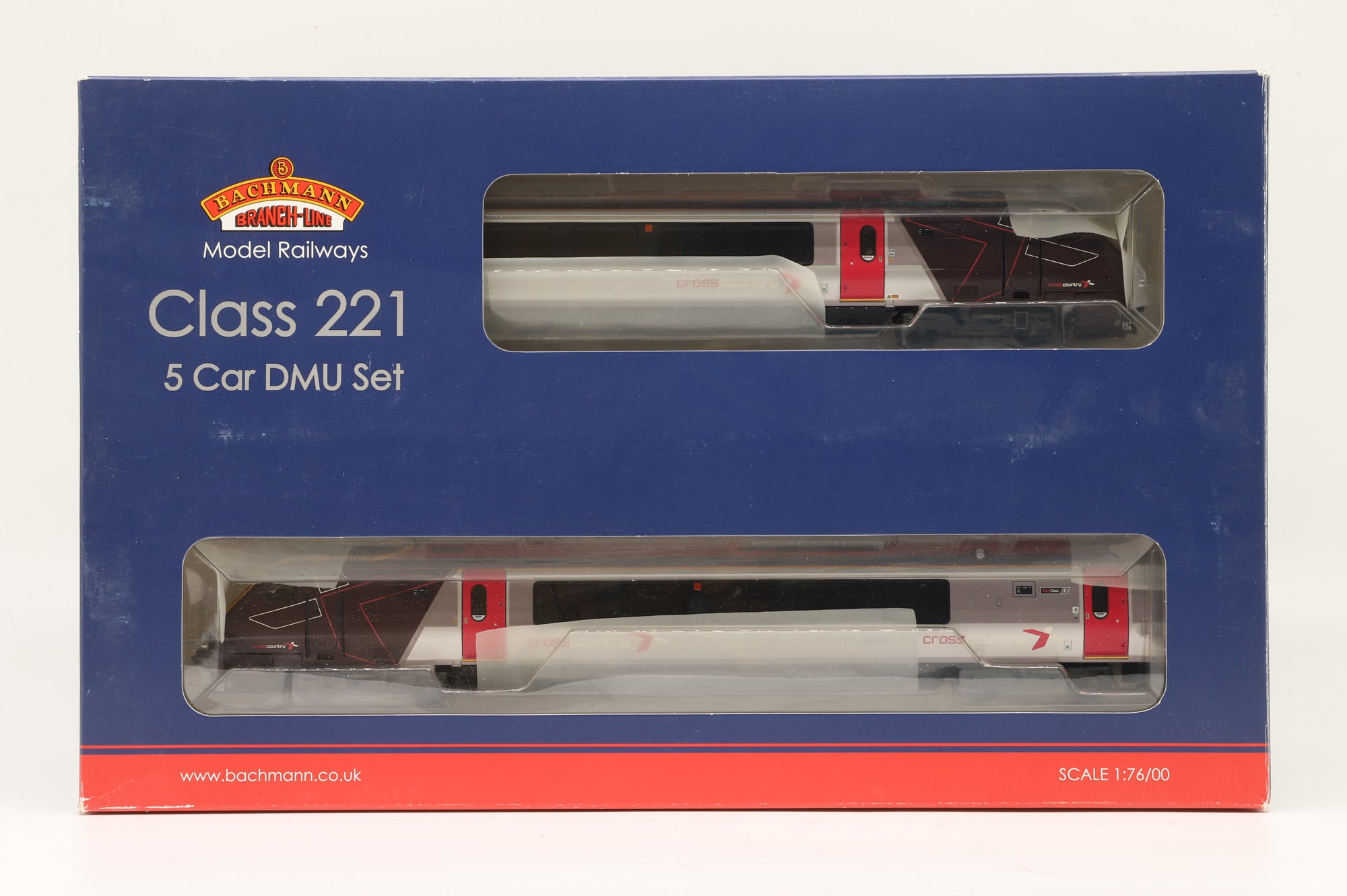 Bachmann OO 32-628 Class 221 Voyager 5-Car Set 221135 in Cross Country Livery