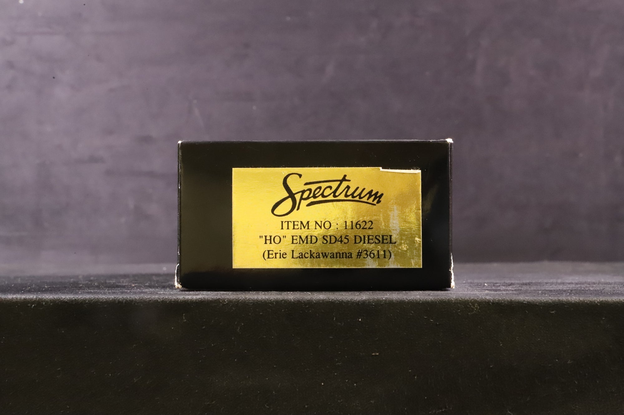 Spectrum/Bachmann HO 11622 EMD SD45 No.3611 in Erie Lackawanna Livery