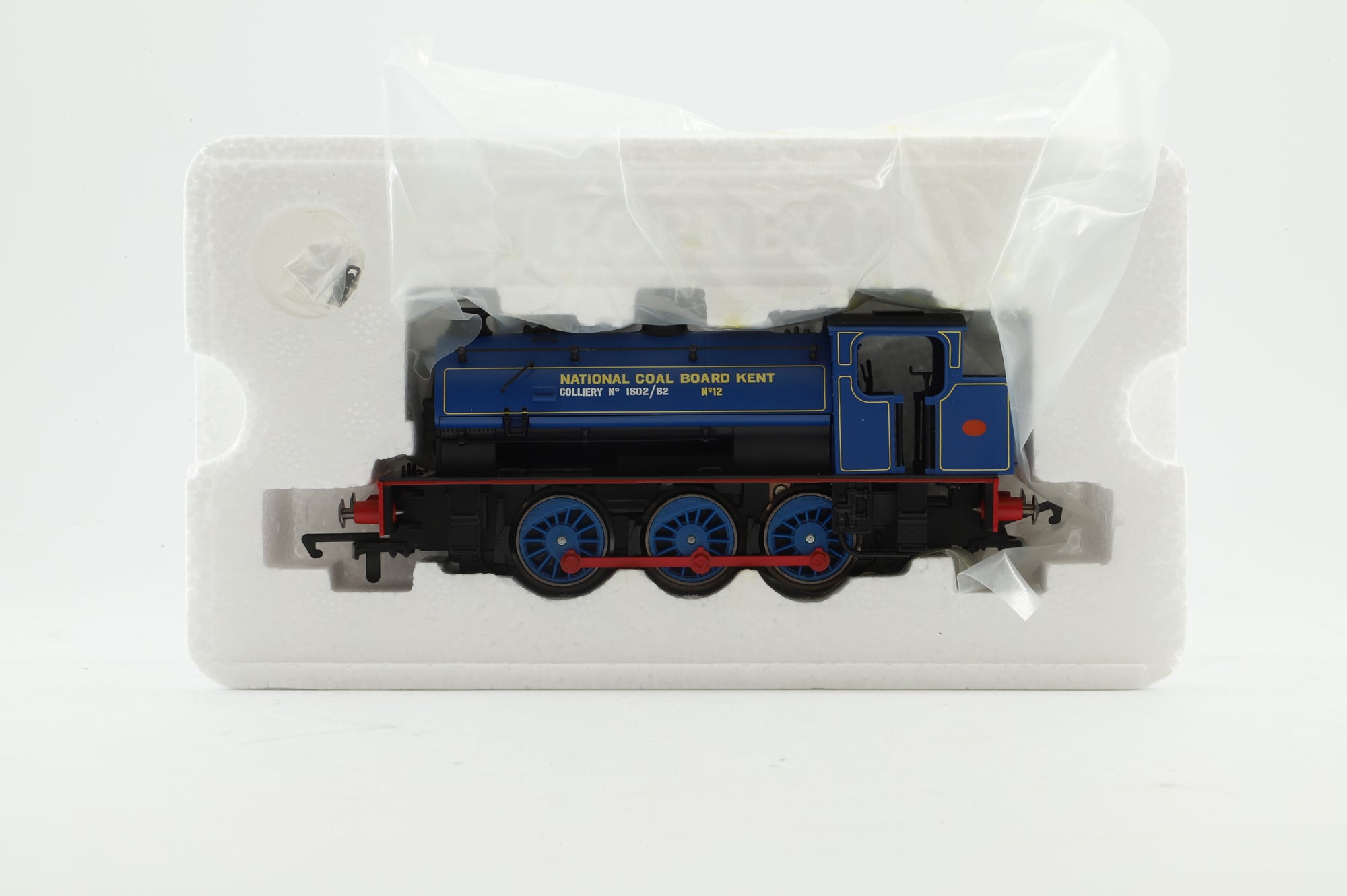 Hornby OO R3228 Class J94 No.12 in NCB Kent Blue