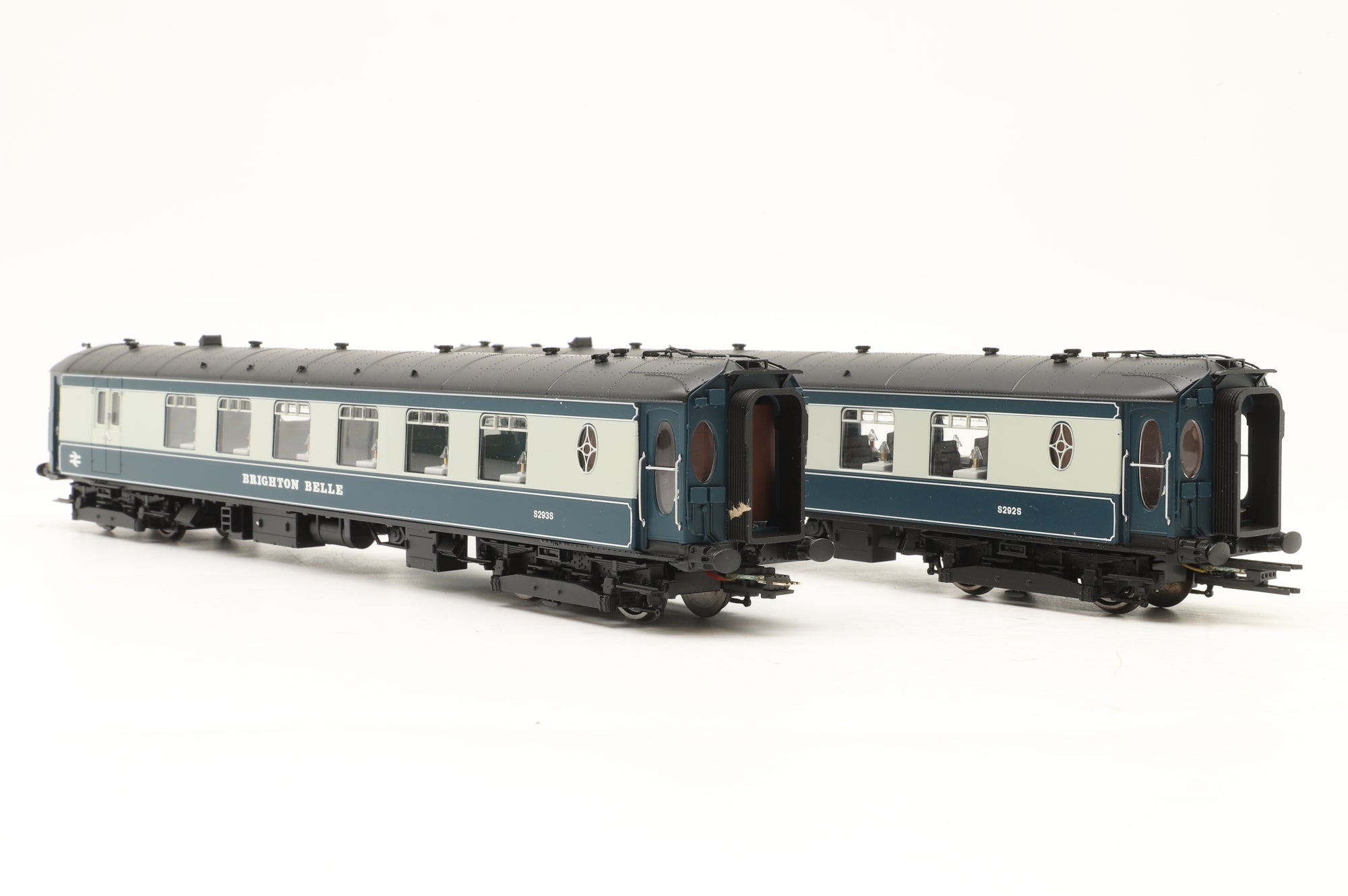 Hornby OO R2988 'Brighton Belle 1969' EMU Pack