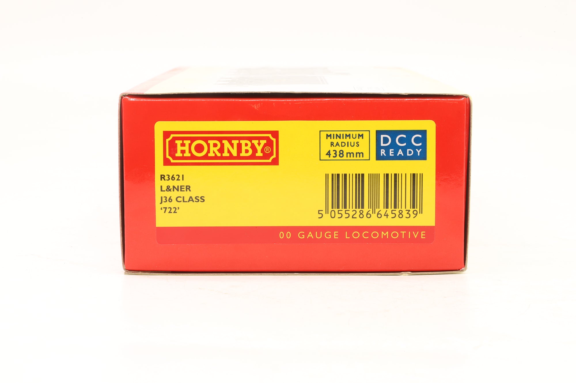 Hornby OO R3621 Class J36 '722' LNER Lined Black