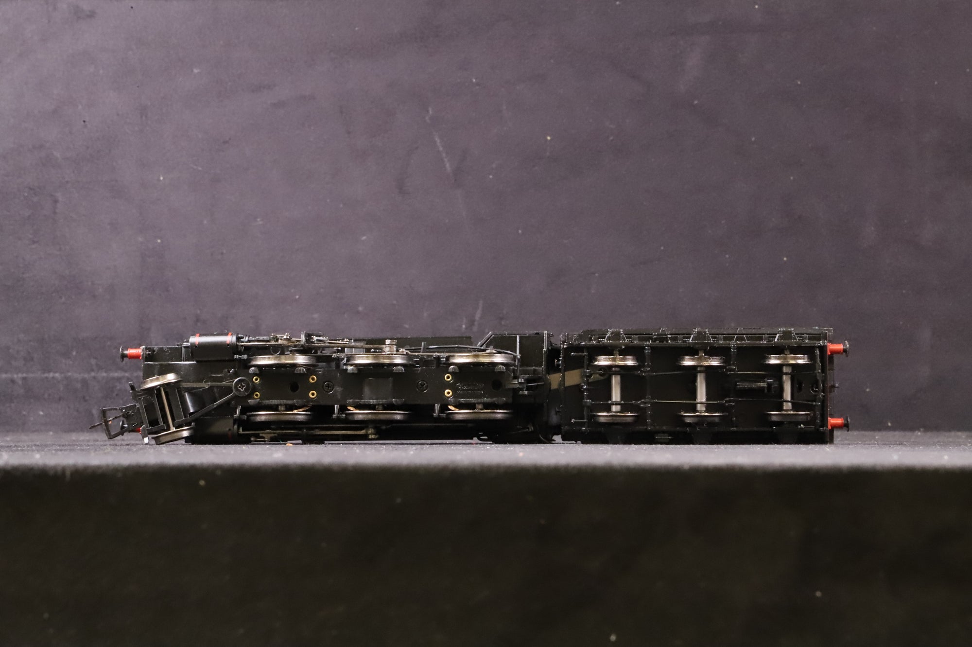 WORKSHOP Bachmann OO 32-581 Ivatt Class 4MT 43018 in Lined BR Black w/ Early Crests
