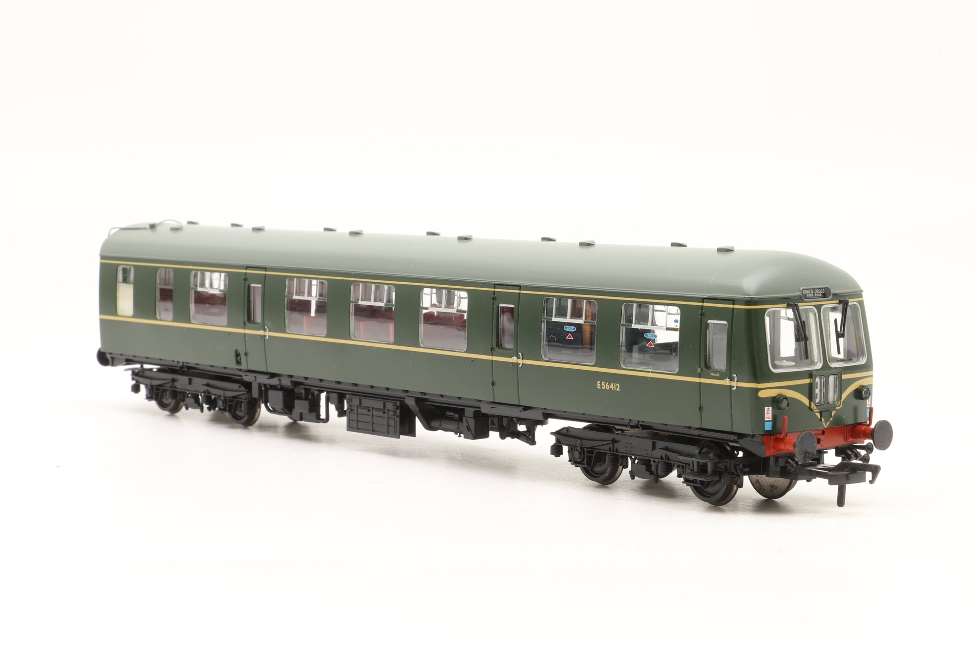 Bachmann OO 31-326 Class 105 Two Car DMU BR Green with Speed Whiskers
