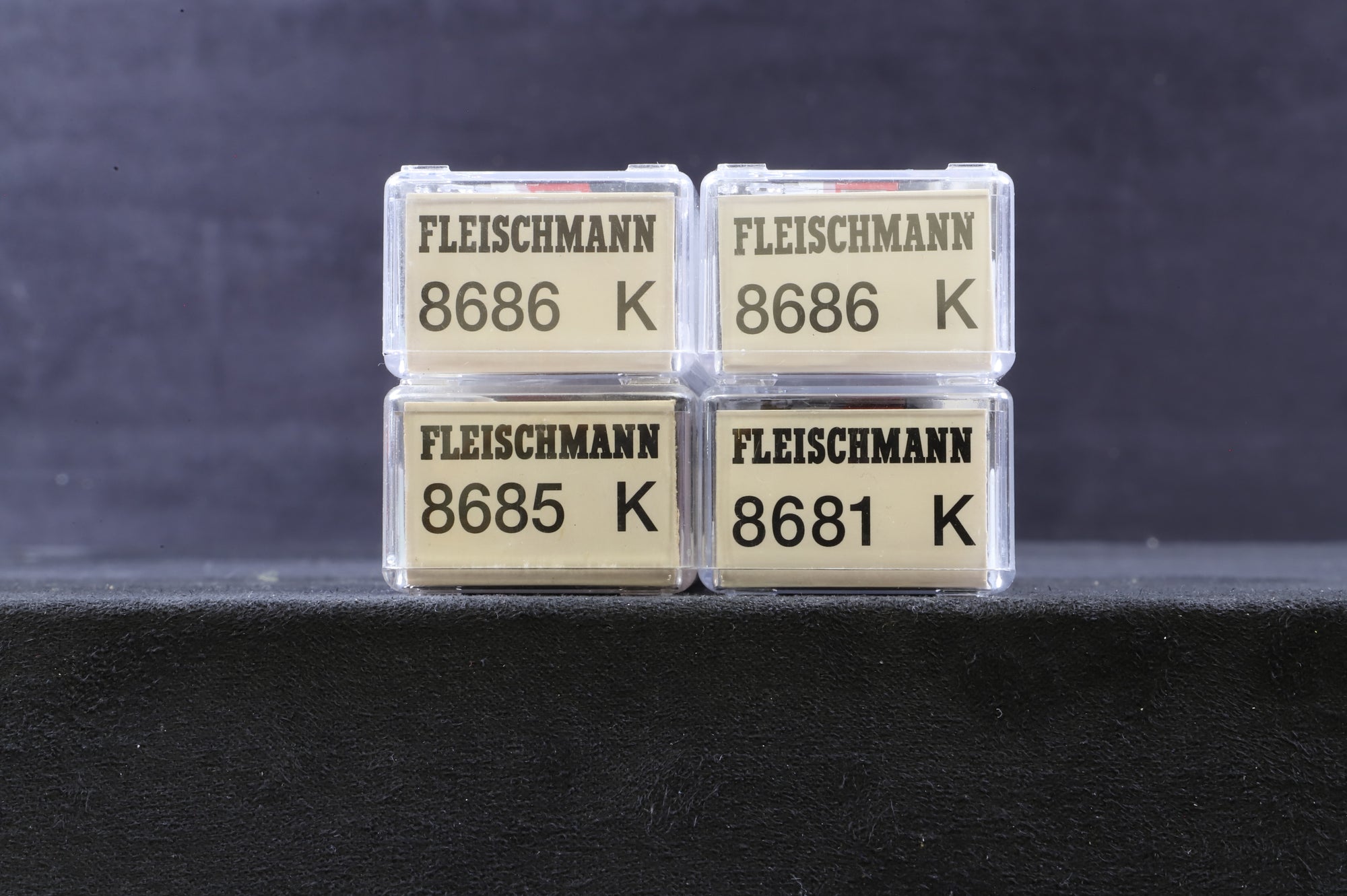Fleischmann N 8159K C Second Open in OBB Red & Grey Rake of 4