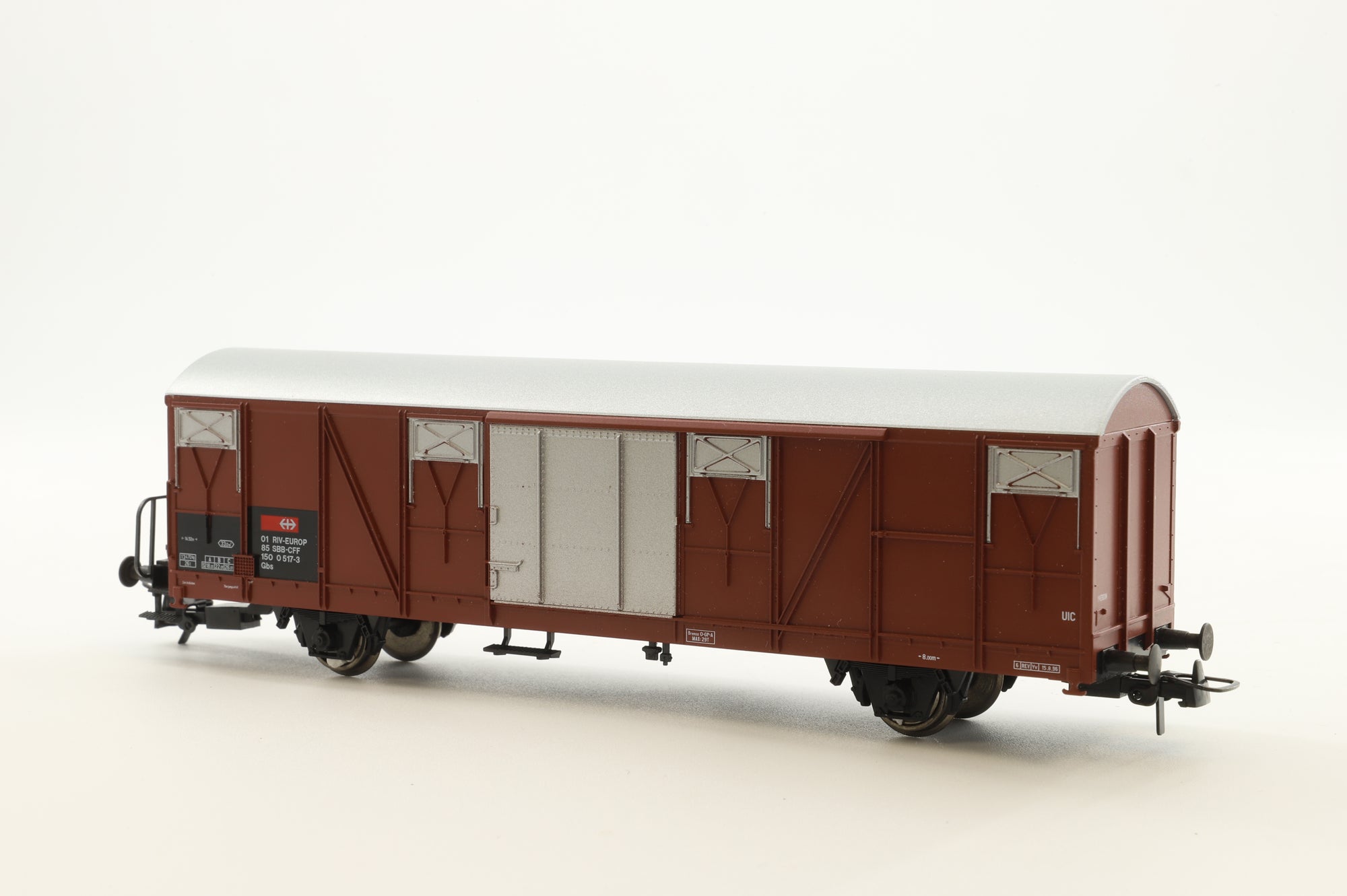 Roco HO Rake of 3 SBB/DR Vans