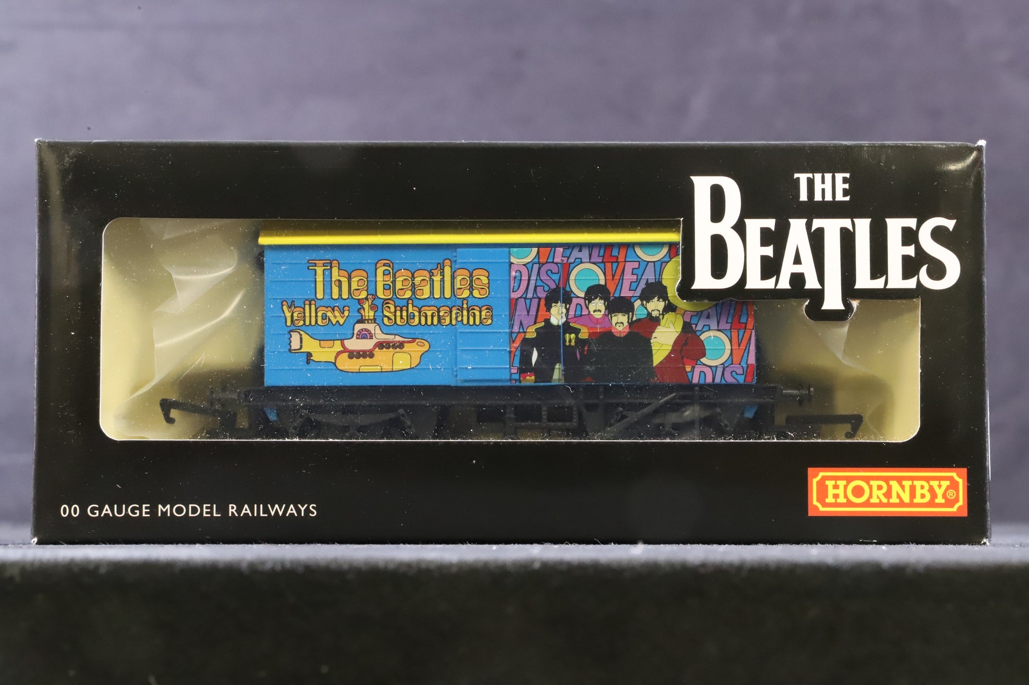 Hornby OO R60010 The Beatles Yellow Submarine LWB Van