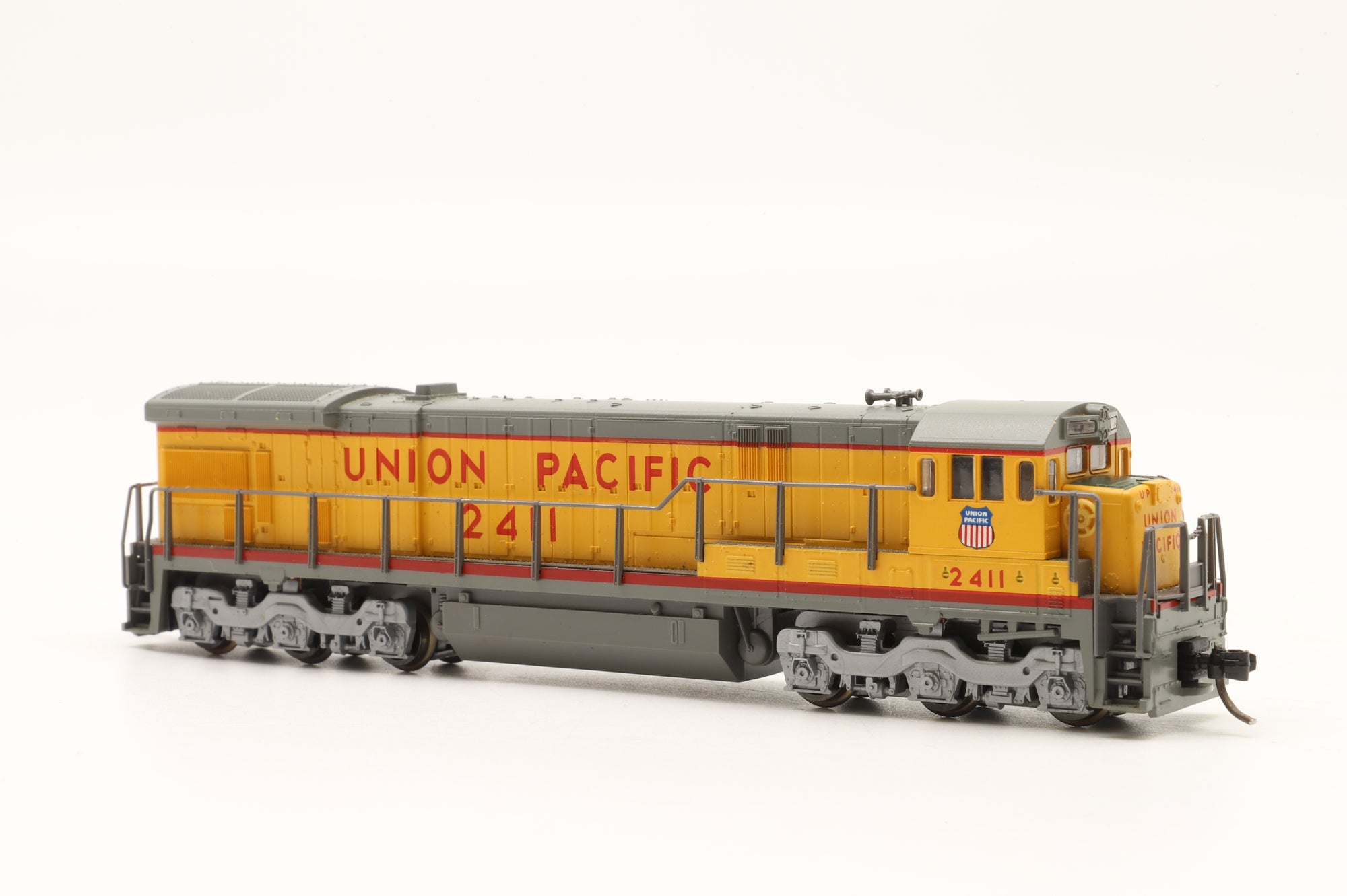 Kato N 176-308 C30-7 2411 in UP Livery