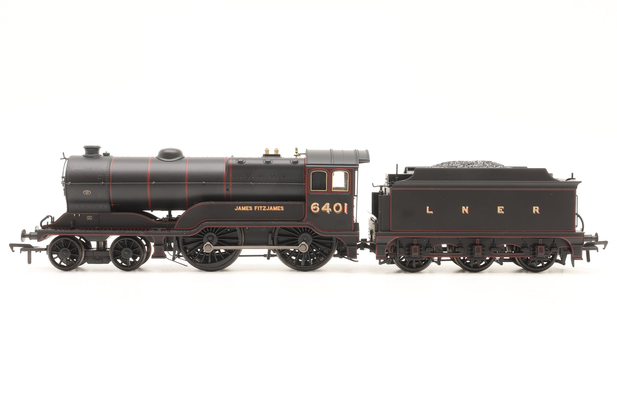 Bachmann OO 31-137A Class D11/2 '6401' 'James Fitzjames' LNER Black