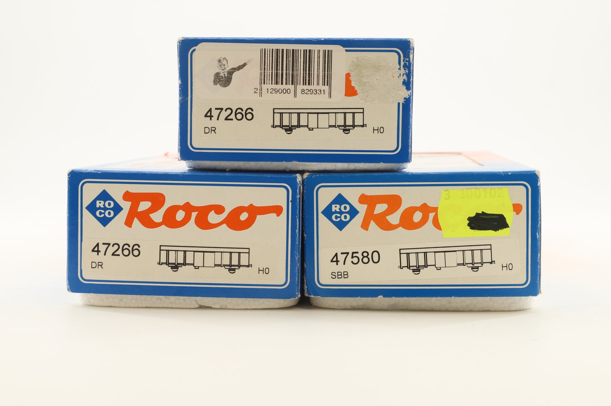 Roco HO Rake of 3 SBB/DR Vans