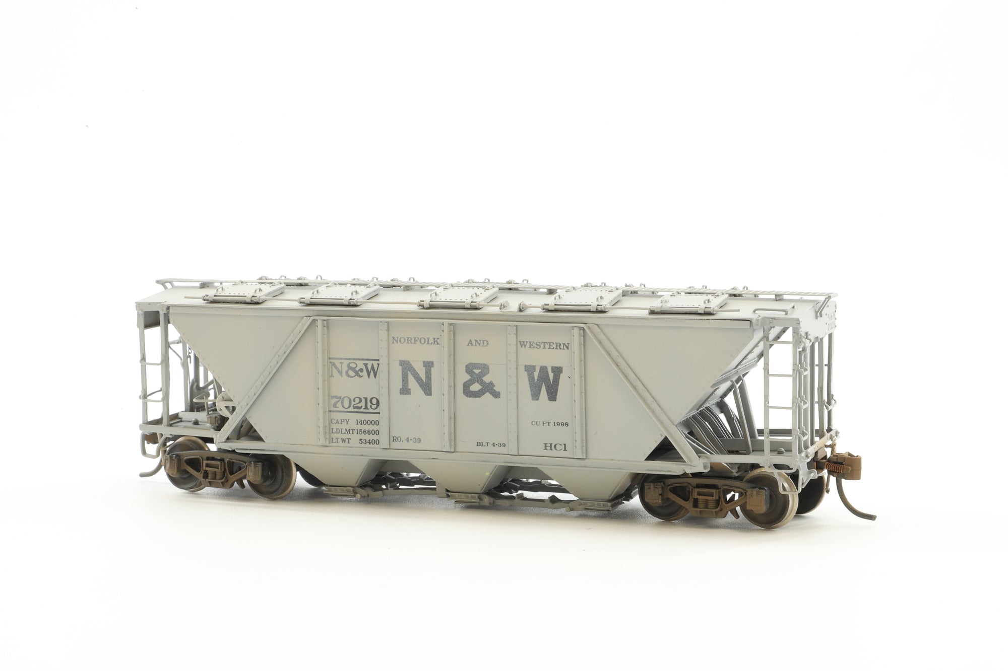 Precision Scale Co. HO Brass 15892-1 AAR Class 70T Covered Hopper Car No. 70219 in N&W Grey - Weathered