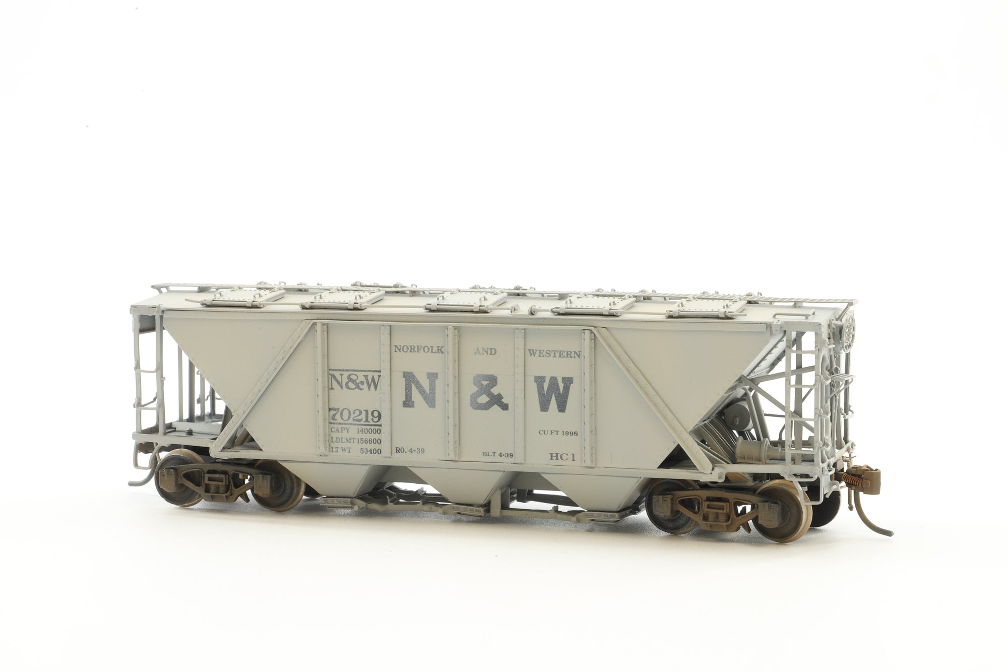 Precision Scale Co. HO Brass 15892-1 AAR Class 70T Covered Hopper Car No. 70219 in N&W Grey - Weathered