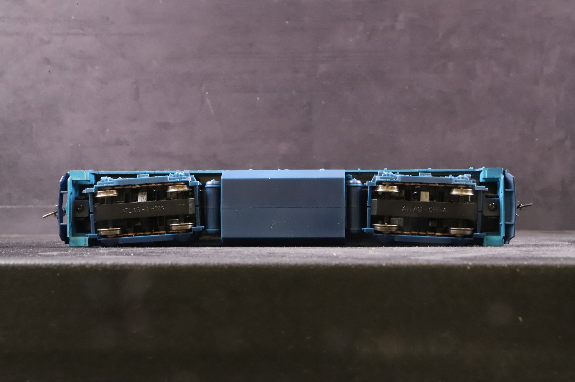 Atlas HO 8682 GE U23B No.2254 in Missouri Pacific Livery