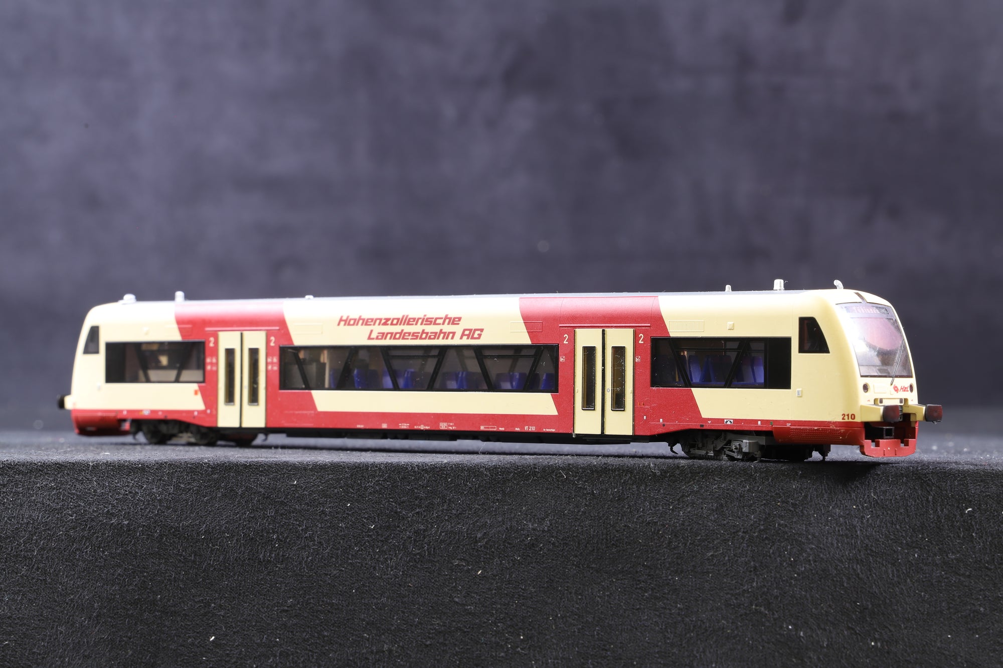Bemo HO VT 210 'Hohenzollerische Landesbahn AG'