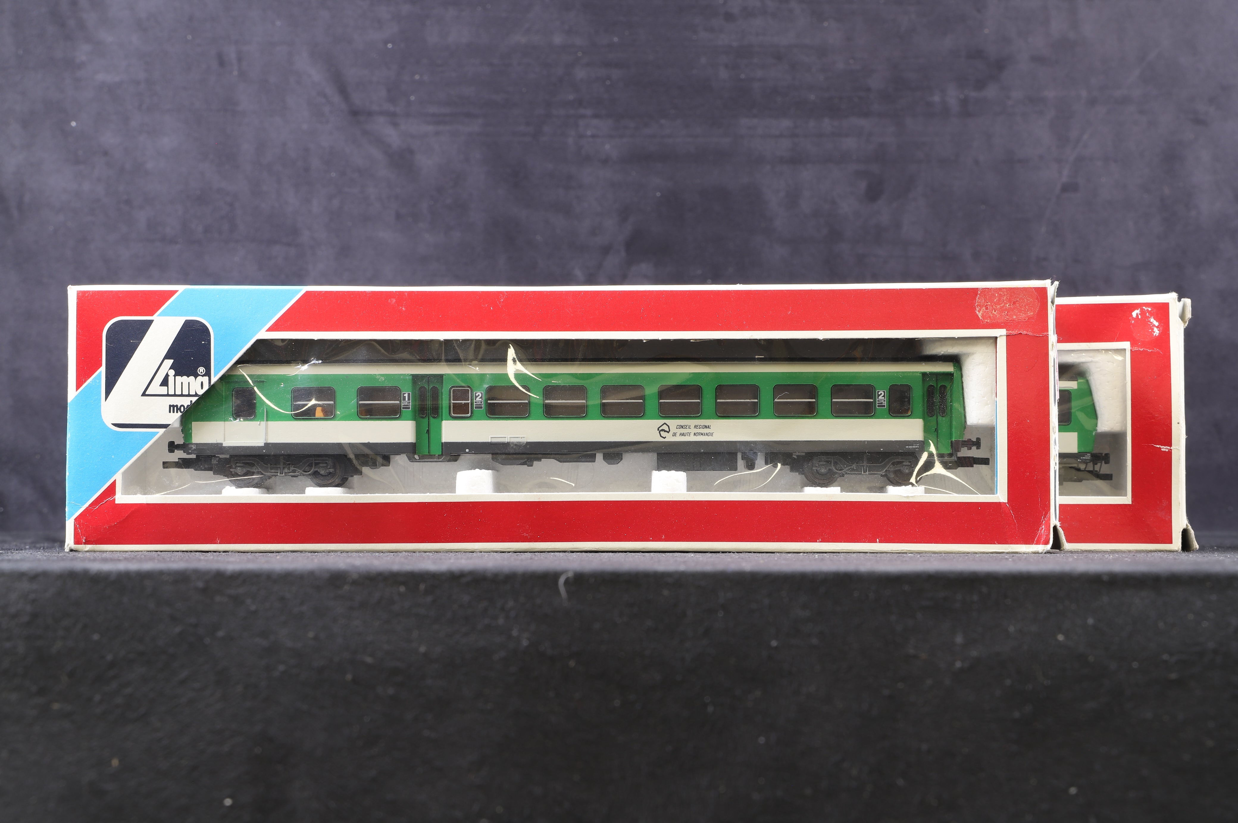 Lima HO 208196L Special Series French Railcar Train w/Trailer SNCF