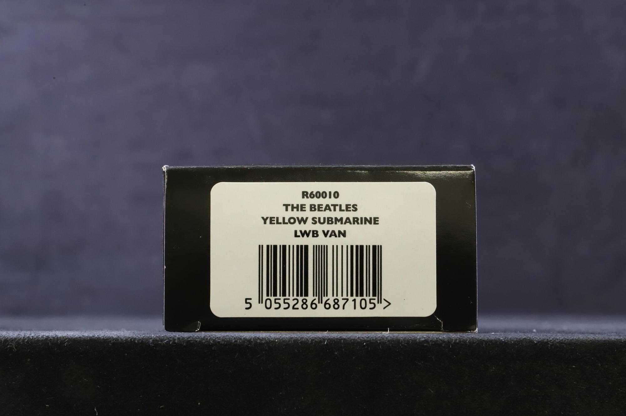 Hornby OO R60010 The Beatles Yellow Submarine LWB Van