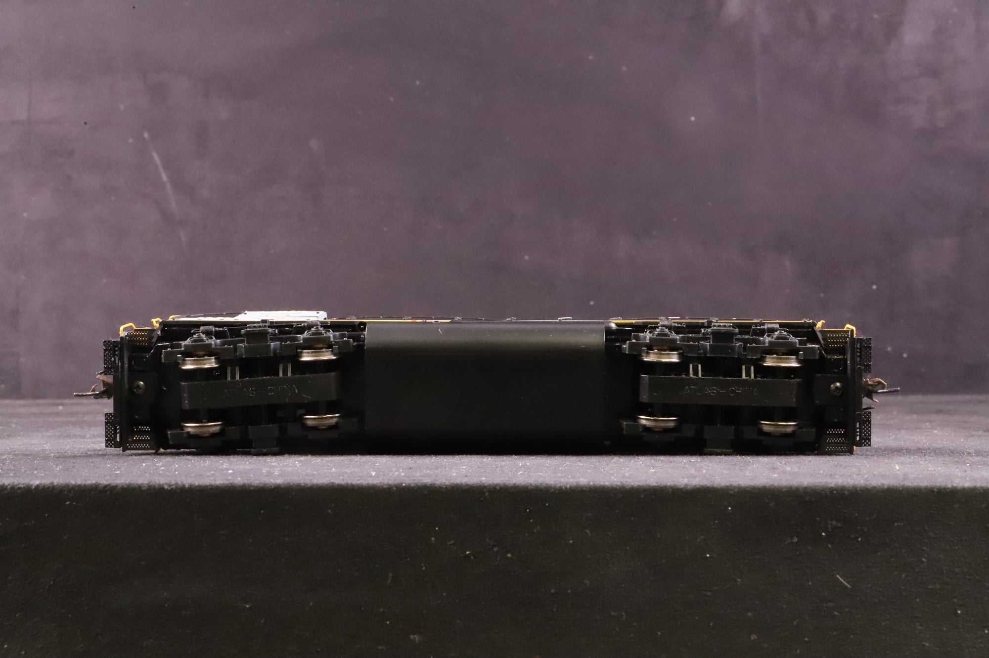 Atlas HO 9713 GP-40 No.4784 in Kansas City Southern Livery