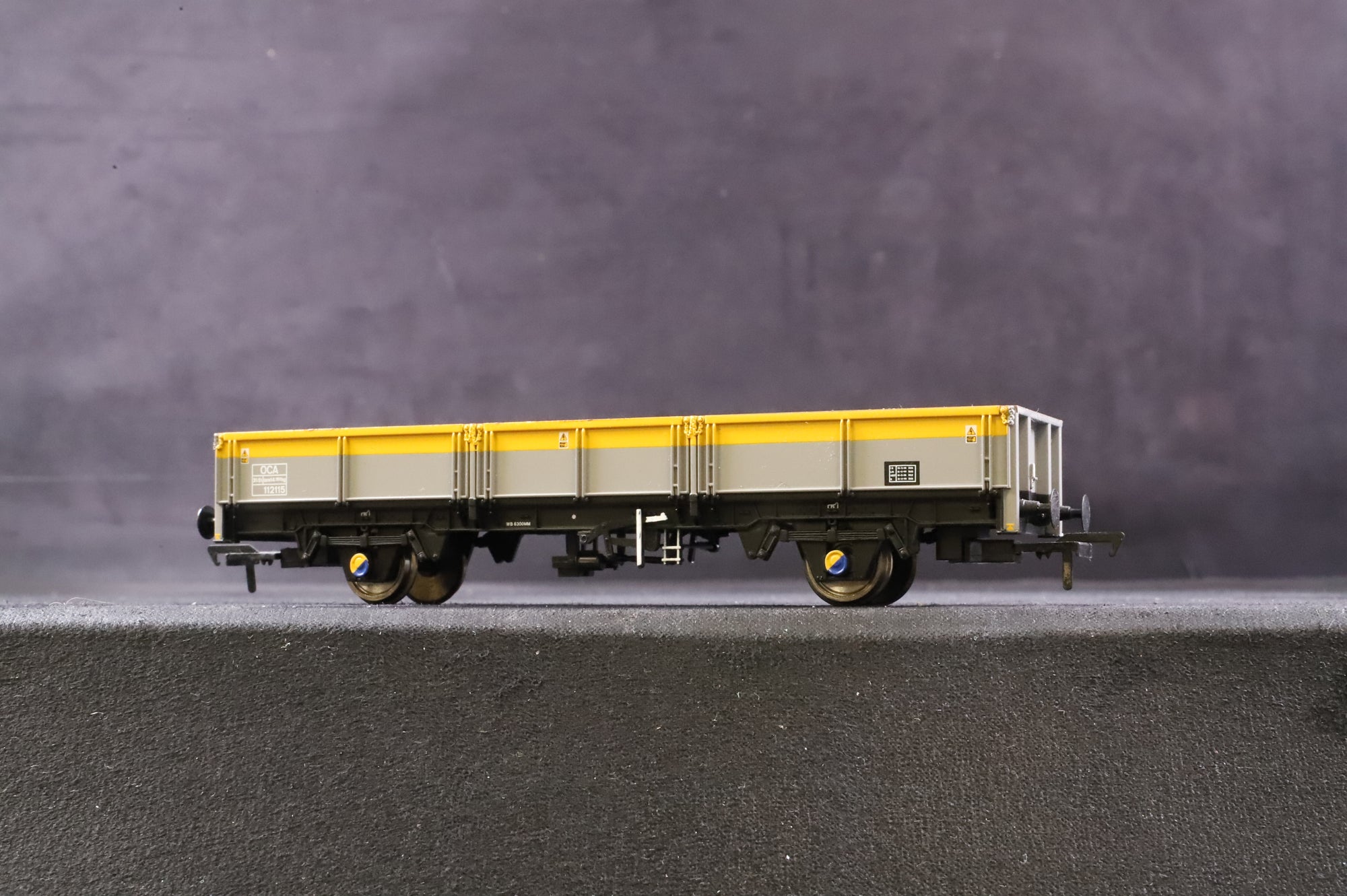 Bachmann OO Rake of 3 OCA/ZDA Wagons in BR Engineers Dutch -Weathered/Pristine