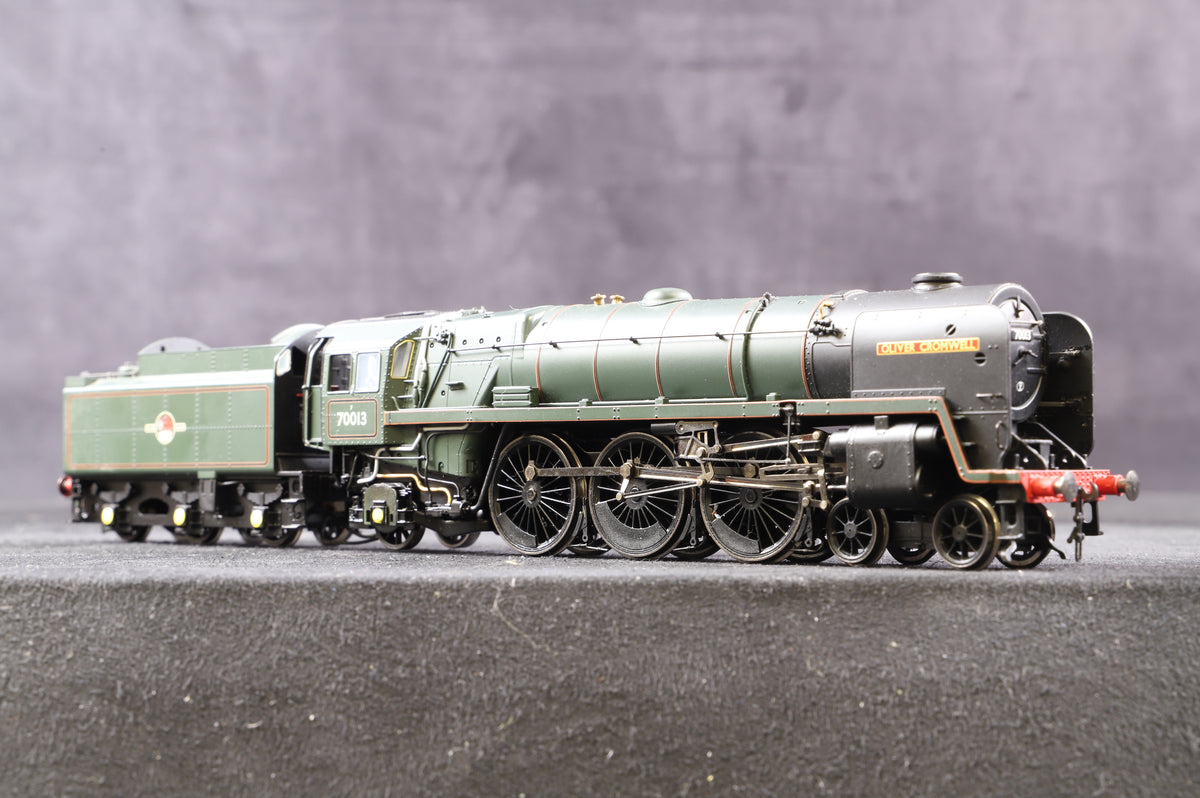 Hornby OO BR 7MT Britannia 4-6-2 &#39;70013&#39; &#39;Oliver Cromwell&#39; BR Green, NRM Special Ed.