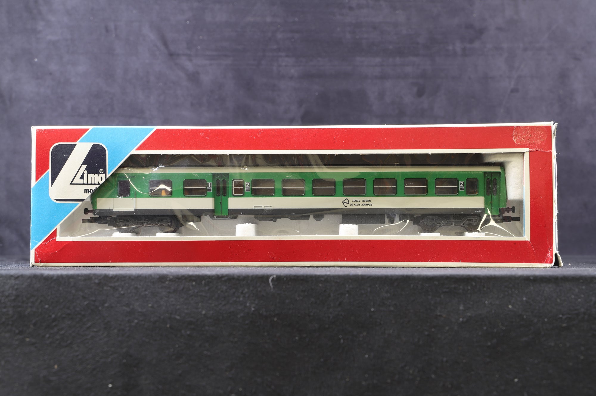 Lima HO 208196L Special Series French Railcar Train w/Trailer SNCF, Series 'Normandie', Green Livery