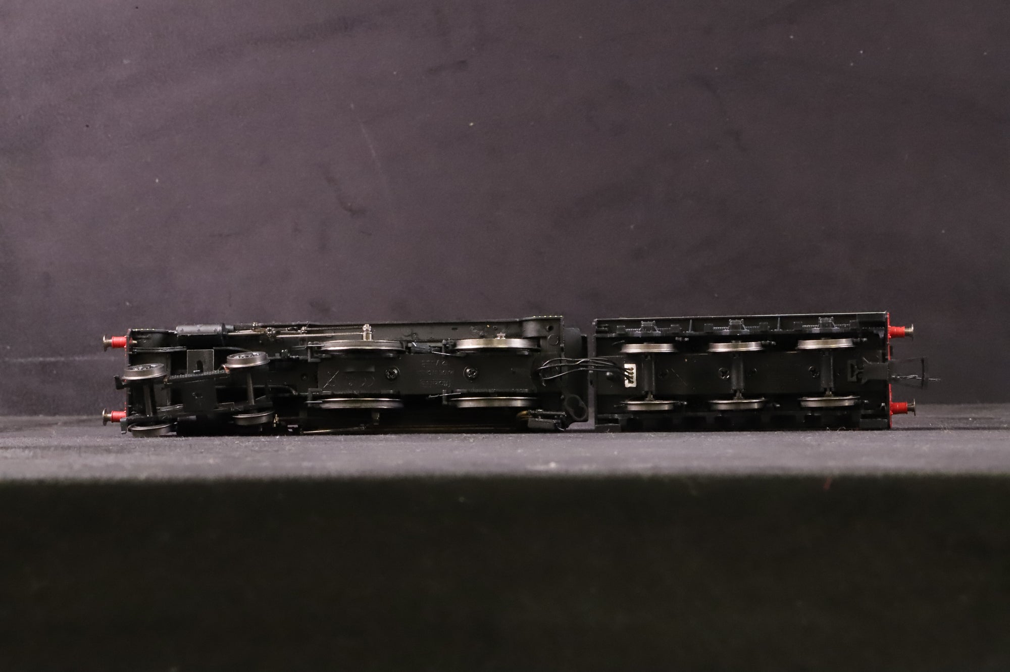 Hornby OO R3194 Schools Class '30937' 'Epsom' BR Black E/C DCC Fitted