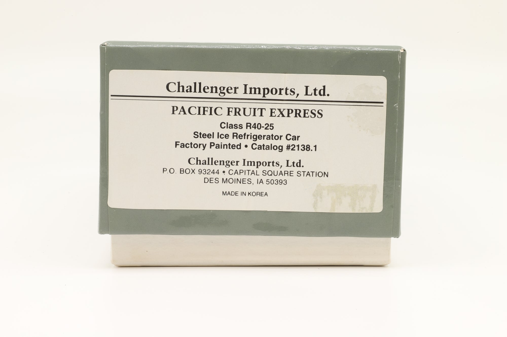 Challenger Imports Ltd HO 2138.1 Pacific Fruit Express Class R40-25 Steel Ice Refrigerator Car, Factory Painted Brass