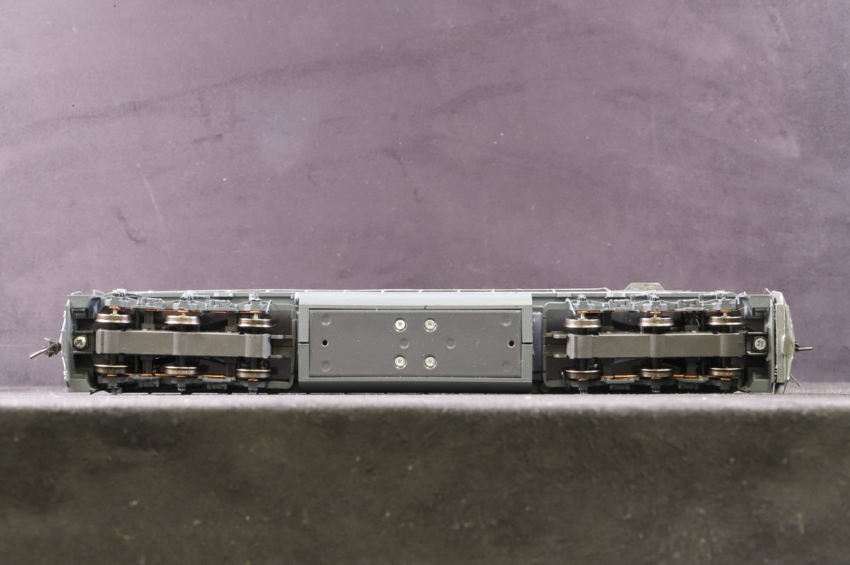 Genesis HO G6126 SD70M No.9810 in Southern Pacific Livery