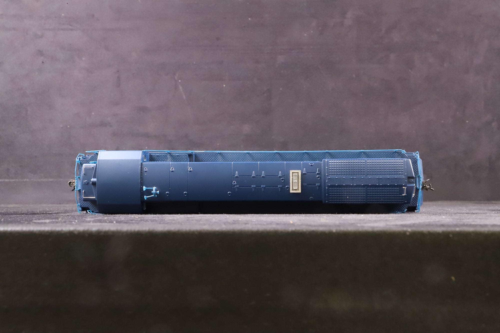 Atlas HO 8682 GE U23B No.2254 in Missouri Pacific Livery