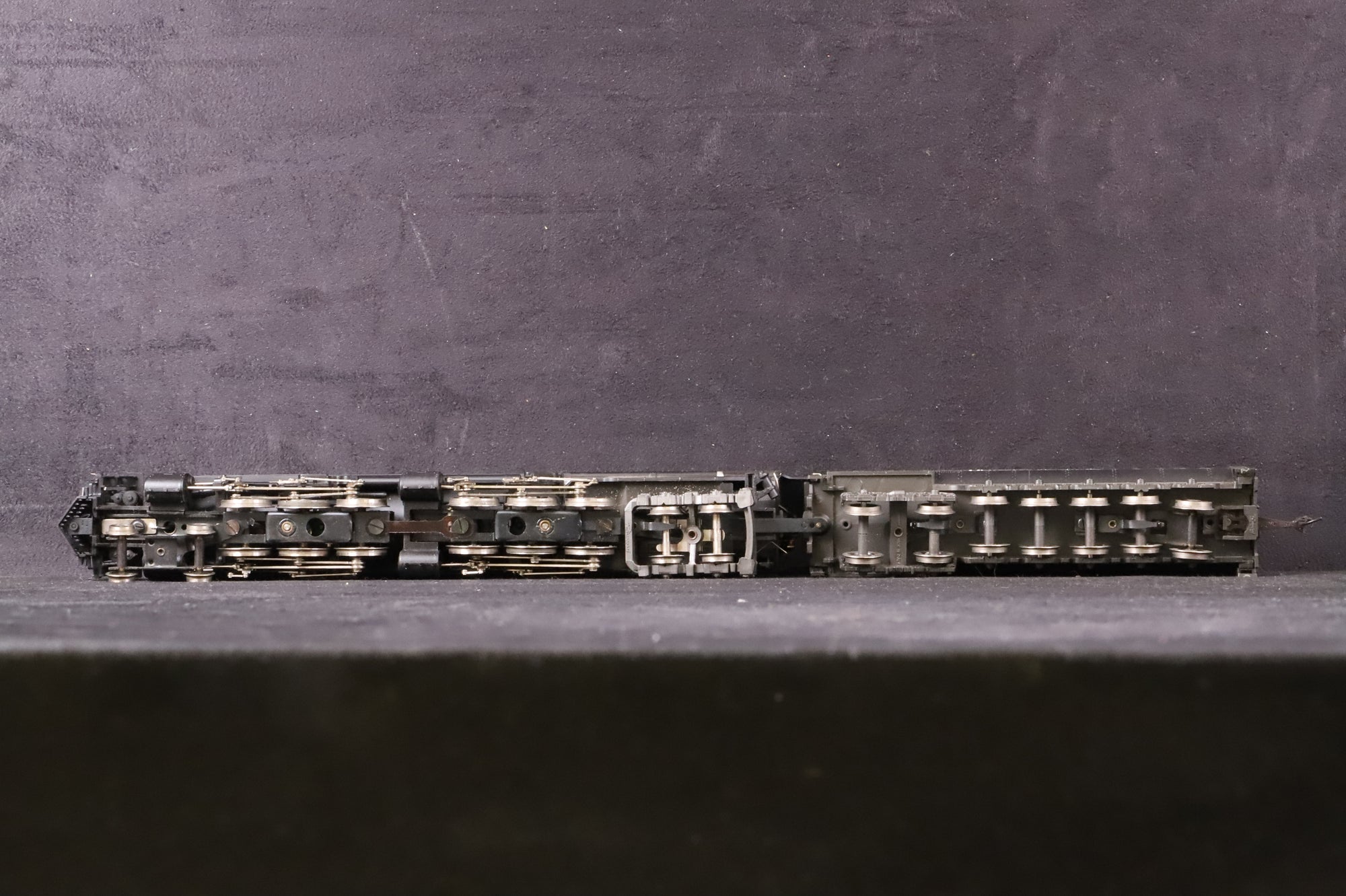 Rivarossi HO Challenger Class '3977' UP Steam Locomotive