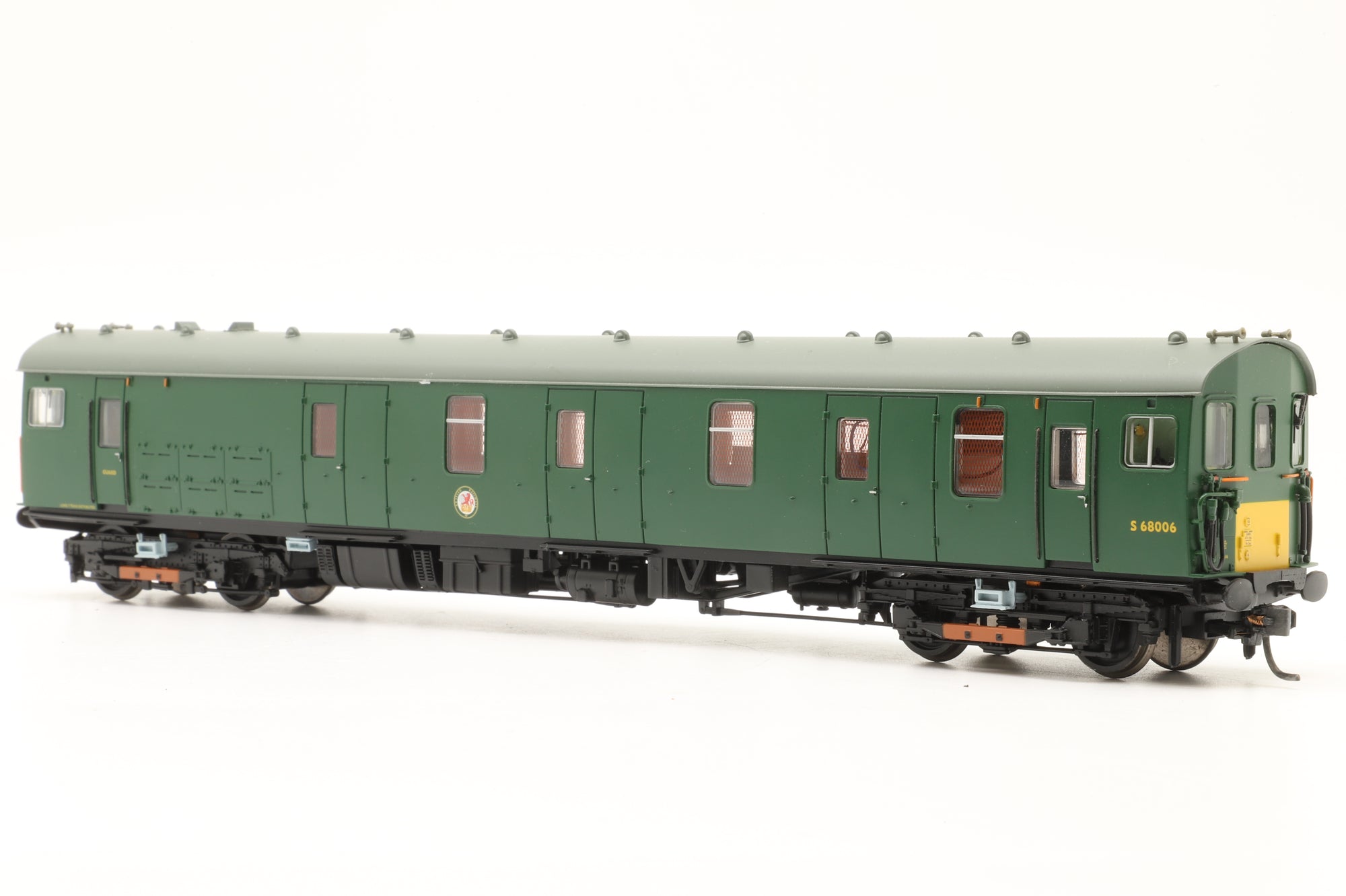 Bachmann OO 31-266 Motor Luggage Van Late SR Multiple Unit Green w/Yellow Warning Panel, DCC Sound