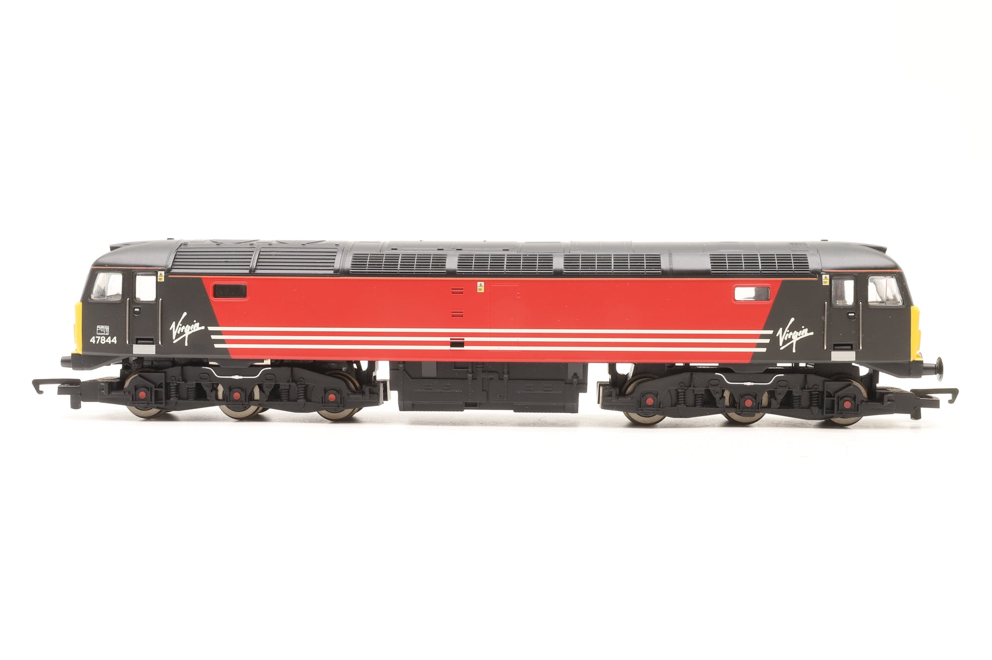 Hornby OO Loco & Coaches from R1049 Class 47 Virgin Trains '47844' with 2 Mk2 Passenger Coaches & Royal Mail TPO '80319NSX'