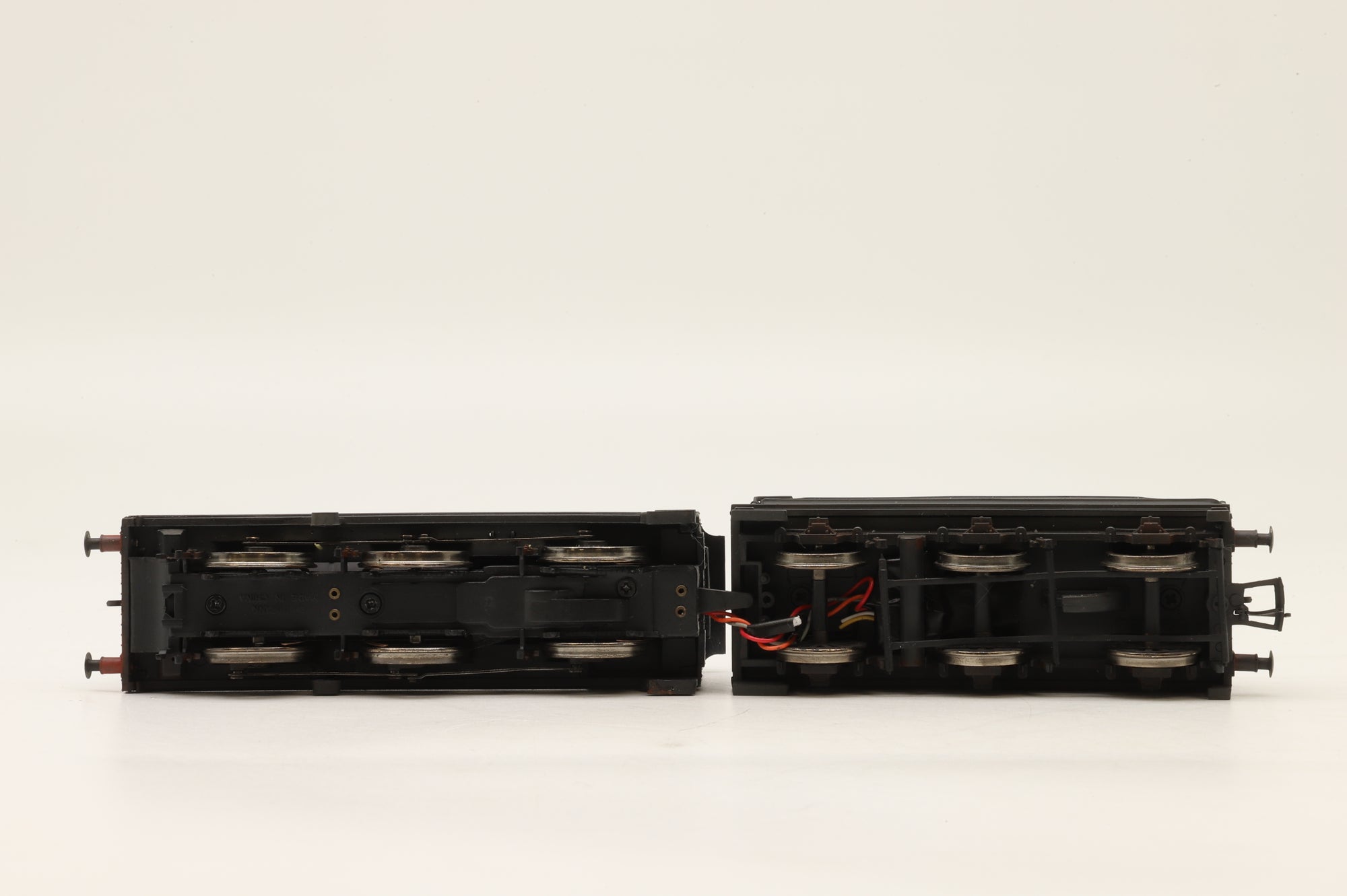 WORKSHOP Bachmann OO 32-305 Collett Goods '2217' BR Black E/C Manor Tender Weathered DCC Fitted Non Runner