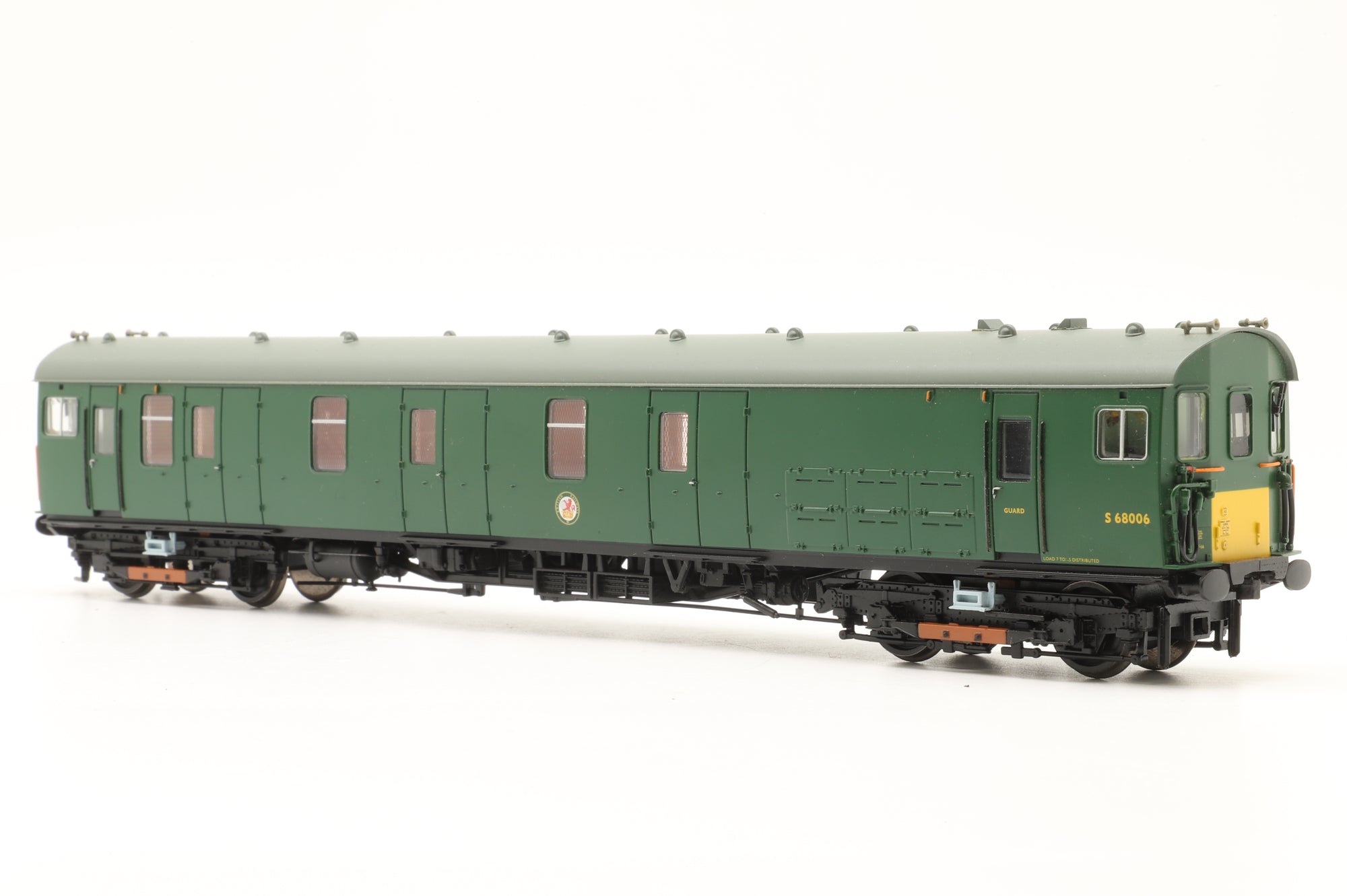 Bachmann OO 31-266 Motor Luggage Van Late SR Multiple Unit Green w/Yellow Warning Panel, DCC Sound