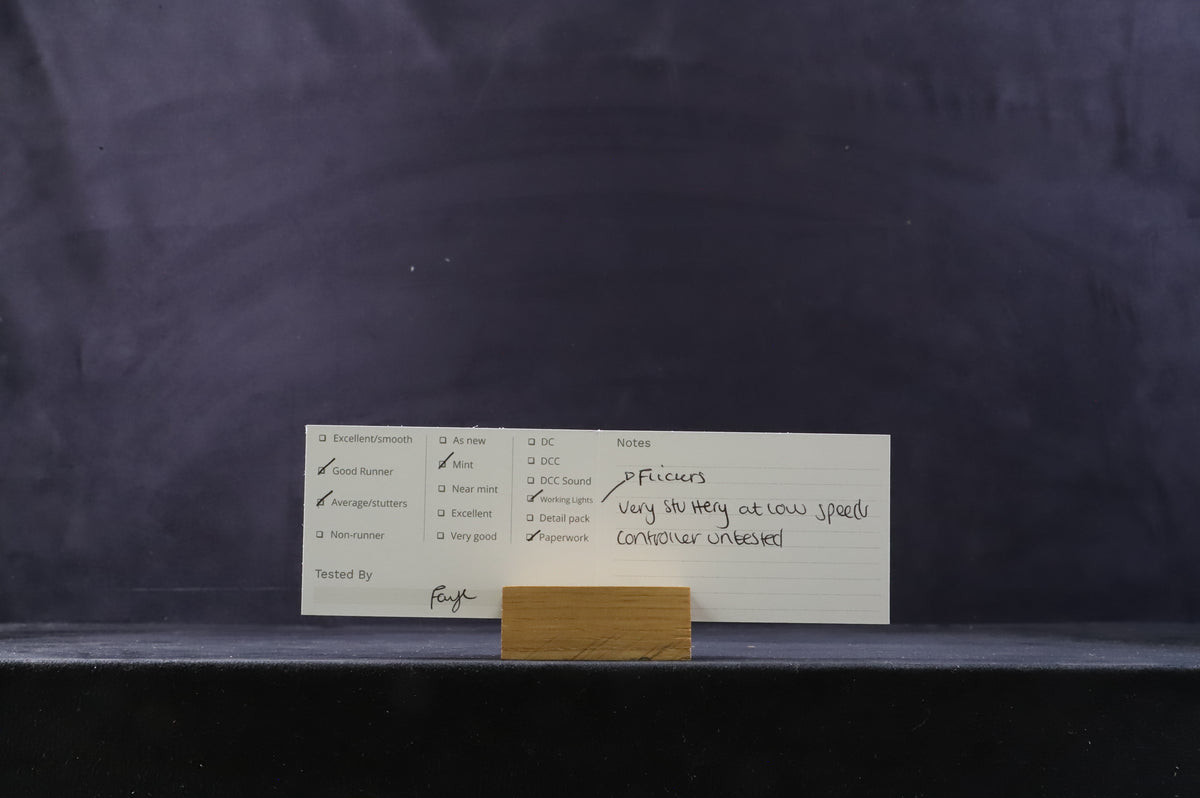 Graham Farish N Gauge 370-275 The Merseyside Express Train Set