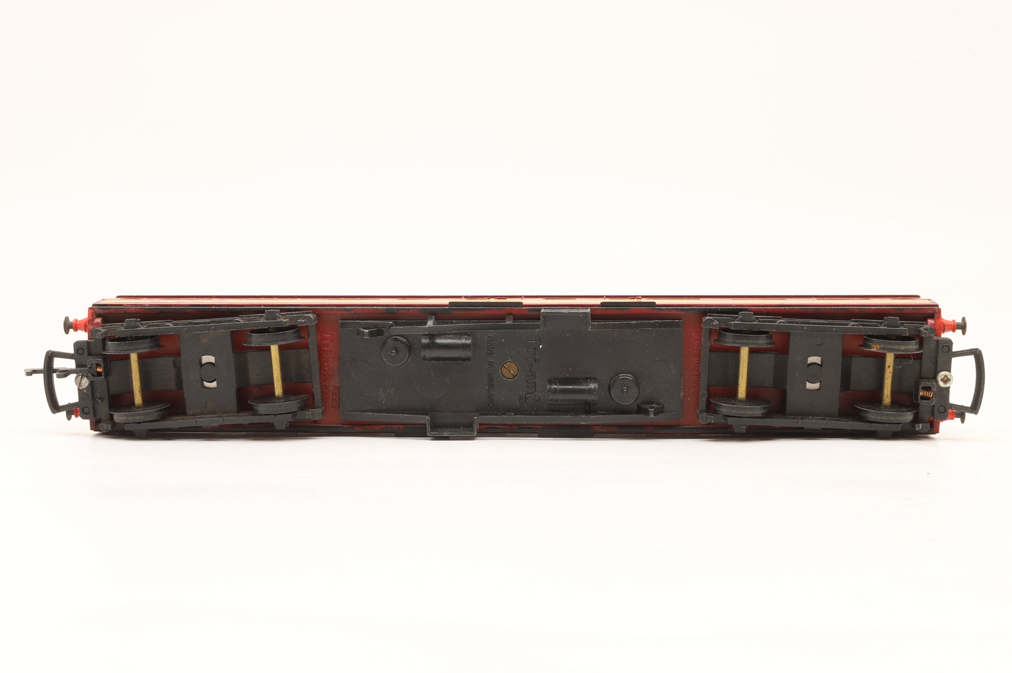 Custom OO LMS Observation/Inspection Saloon 937051 in EWS Livery