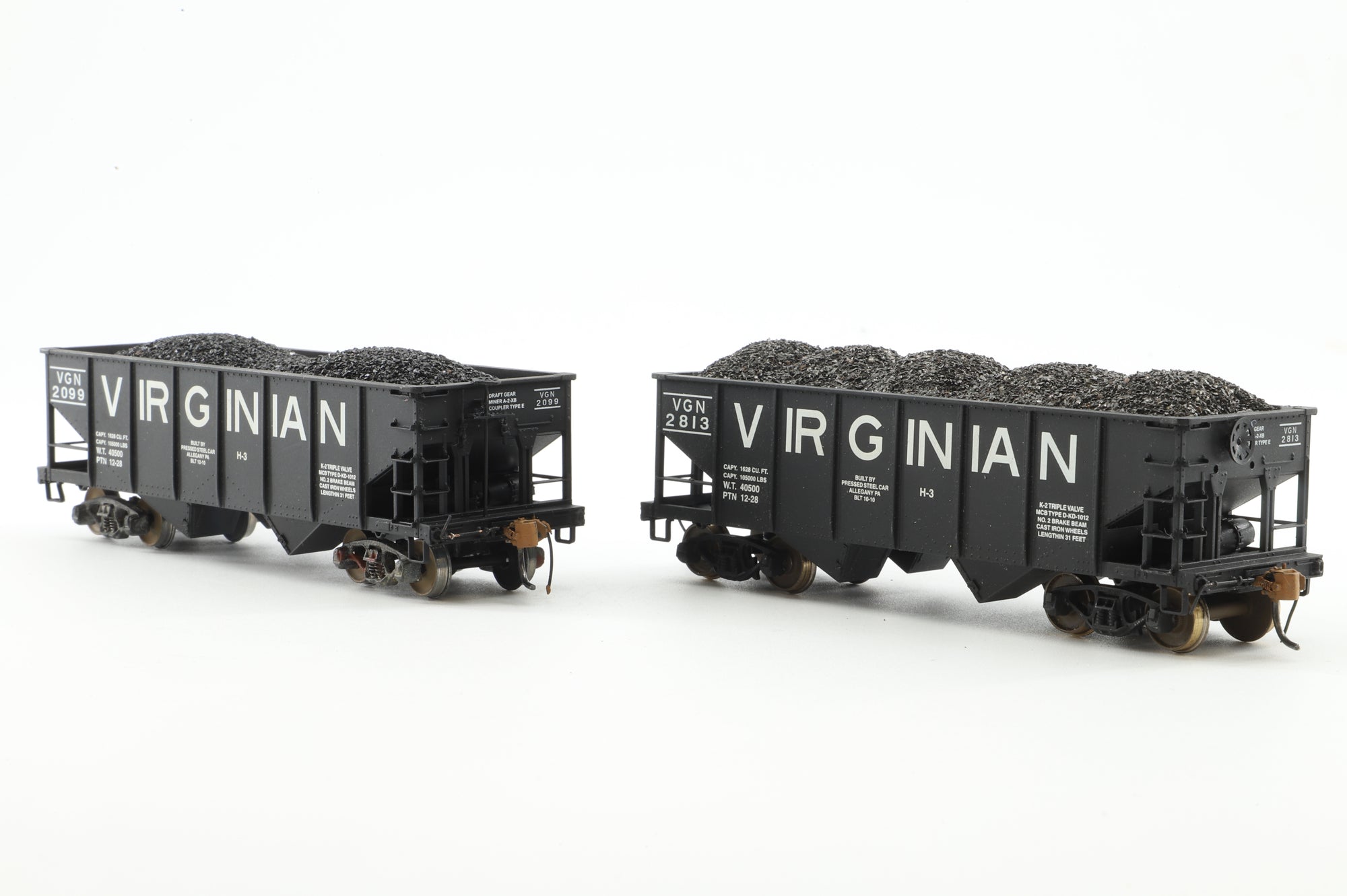 Bowser HO Brass Rake of 4 Coal hoppers w/ coal load, Weathered