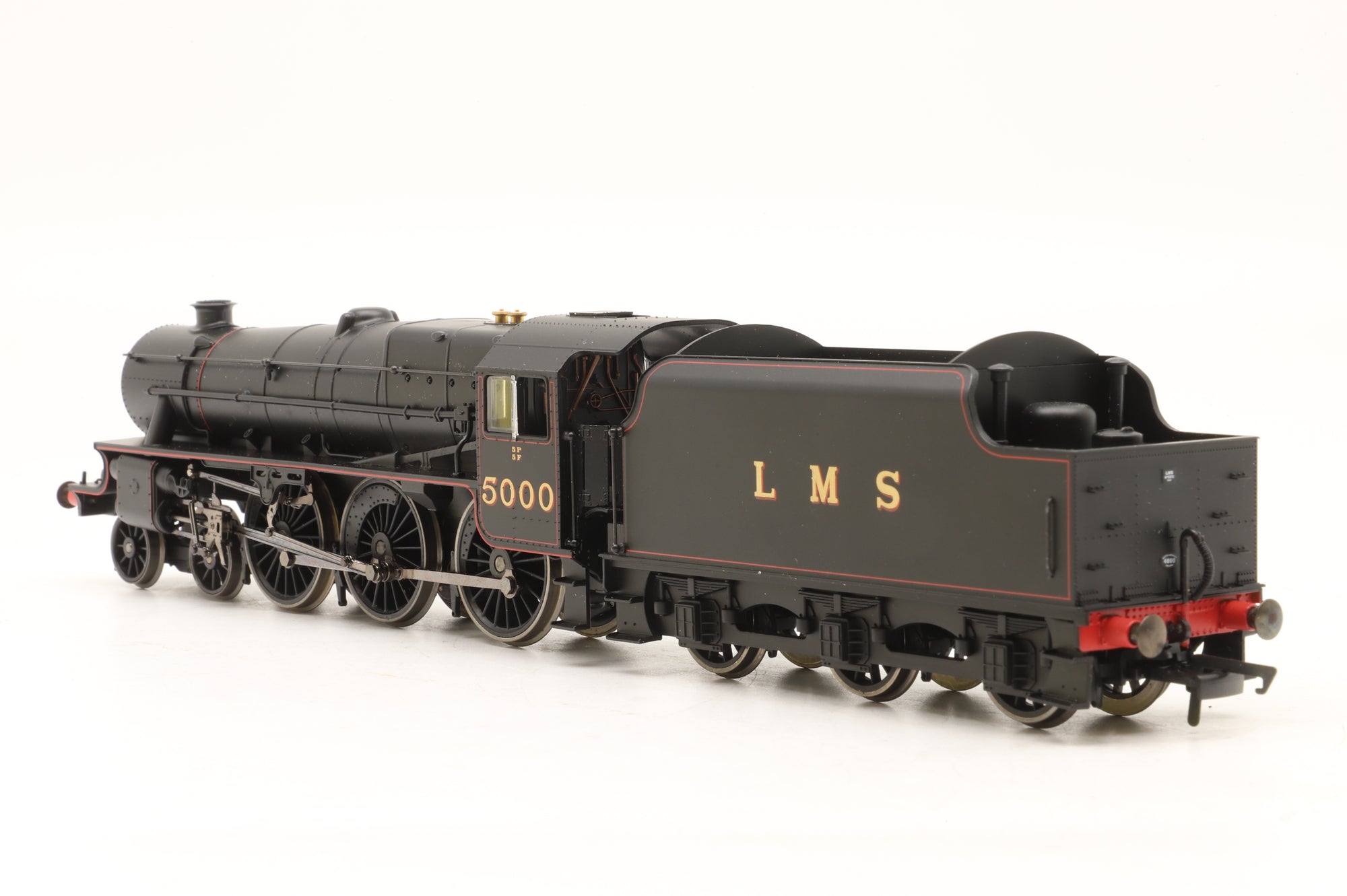 Hornby OO R2323 Class 5MT 'Black 5' 5000 in Lined LMS Black