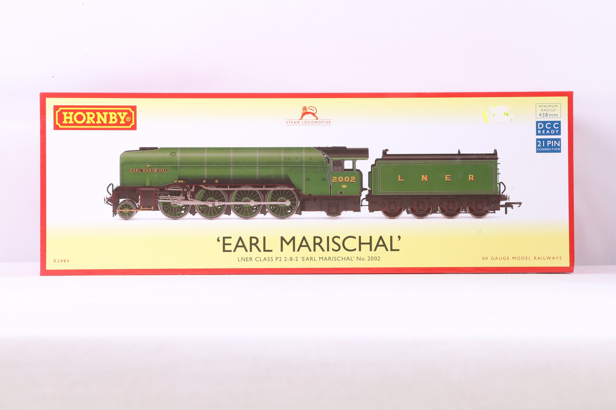Hornby OO R3984 LNER P2 Class 2-8-2 'Earl Marischal' '2002' LNER Green