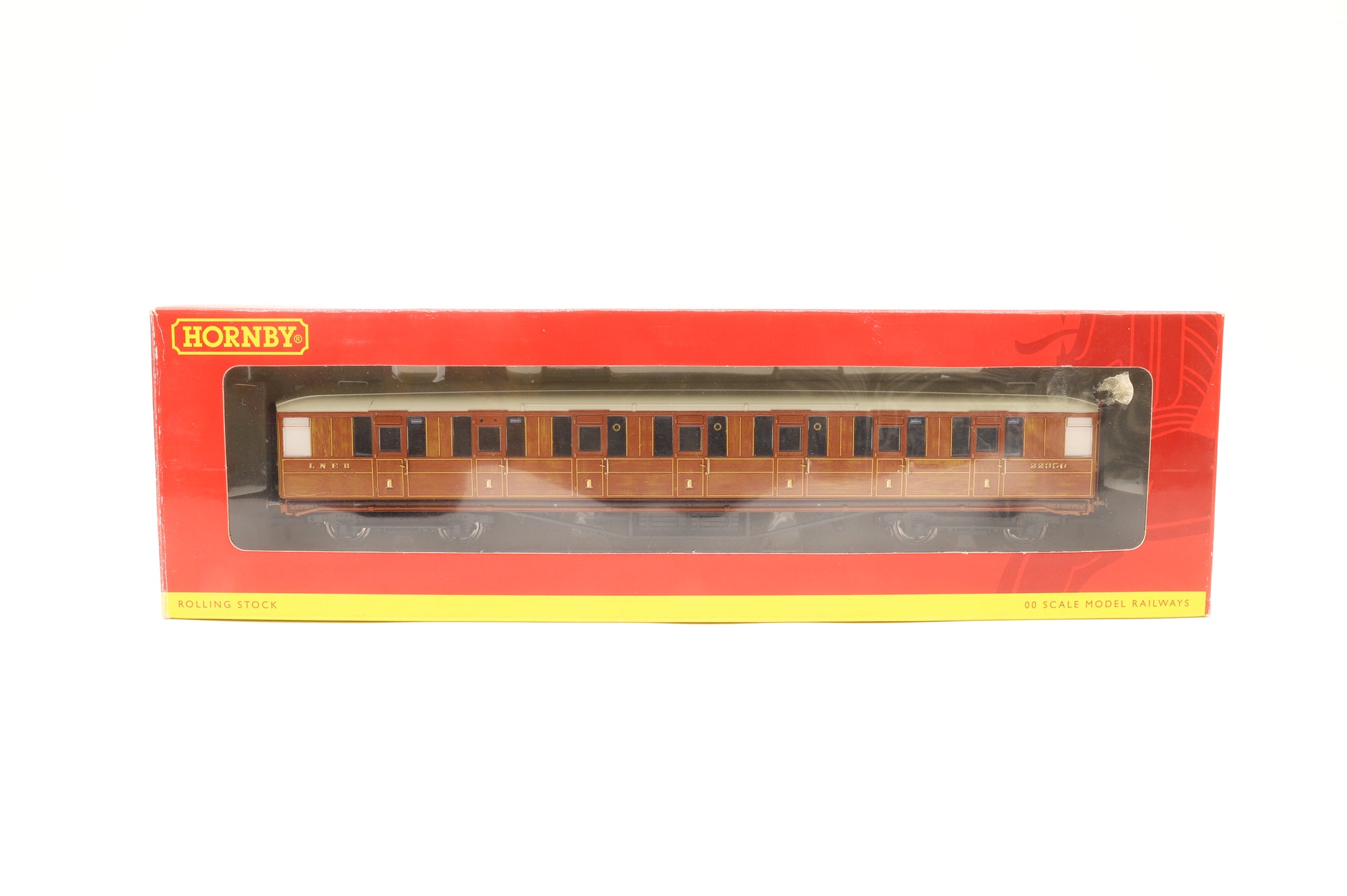 Hornby OO Rake of 3 LNER Gresley Suburban Coaches Teak Inc R4517, R4171 & R4518a