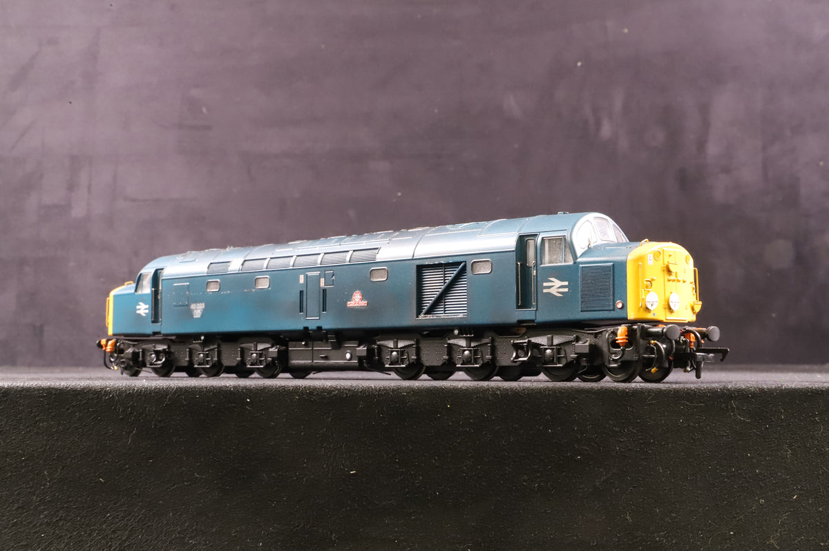Bachmann OO 32-482ZSF Class 40033 &#39;Empress of England&#39; in BR Blue - DCC Sound