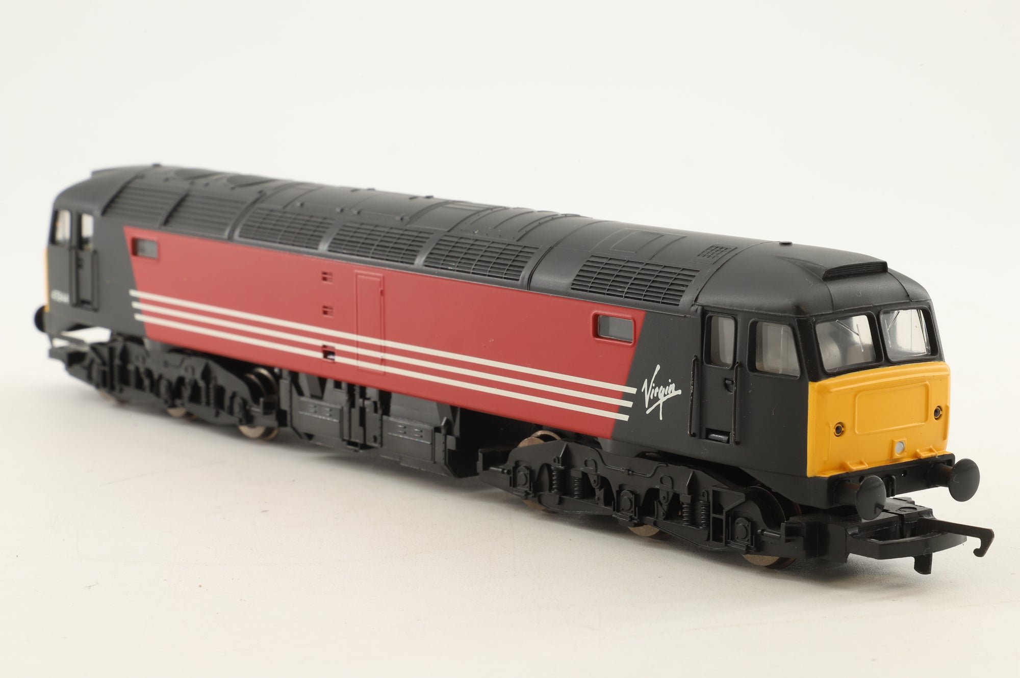 Hornby OO R2677 Virgin Railways Class 47