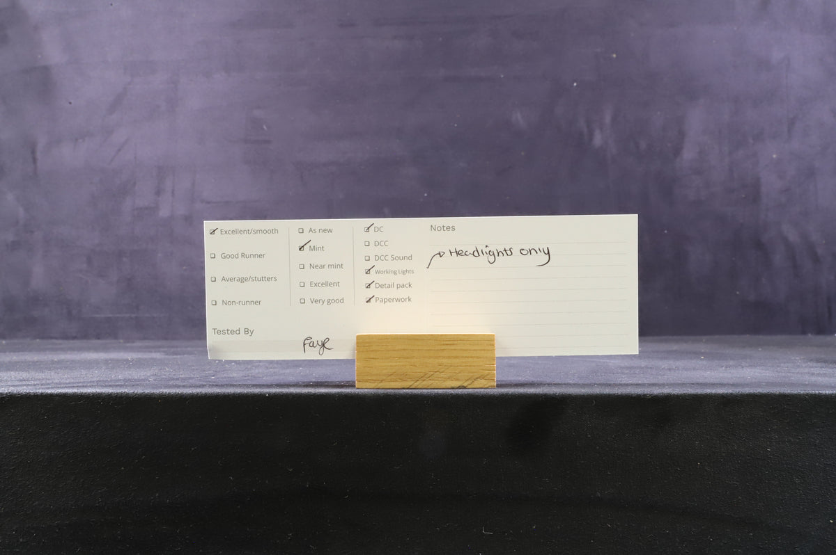 Heljan OO 2847 Class 02 Industrial Yellow Wasp Stripes