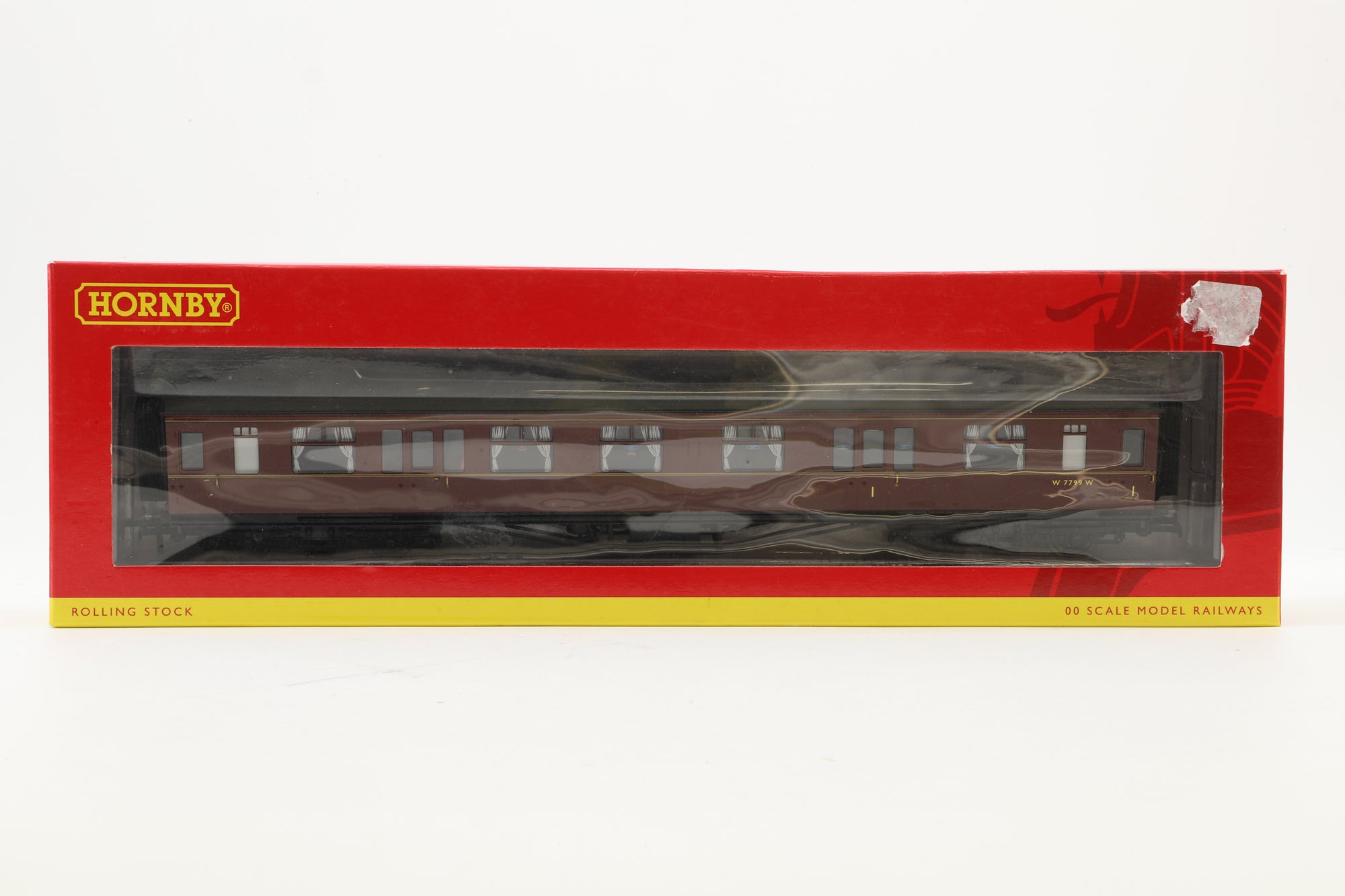 Hornby OO Rake of 5 Hawksworth/Collett Coaches in BR(W) Maroon