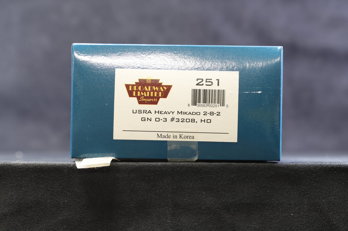 Broadway Ltd Imports HO 251 USRA Heavy 2-8-2 Great Northern &#39;3208&#39;, DCC Sound