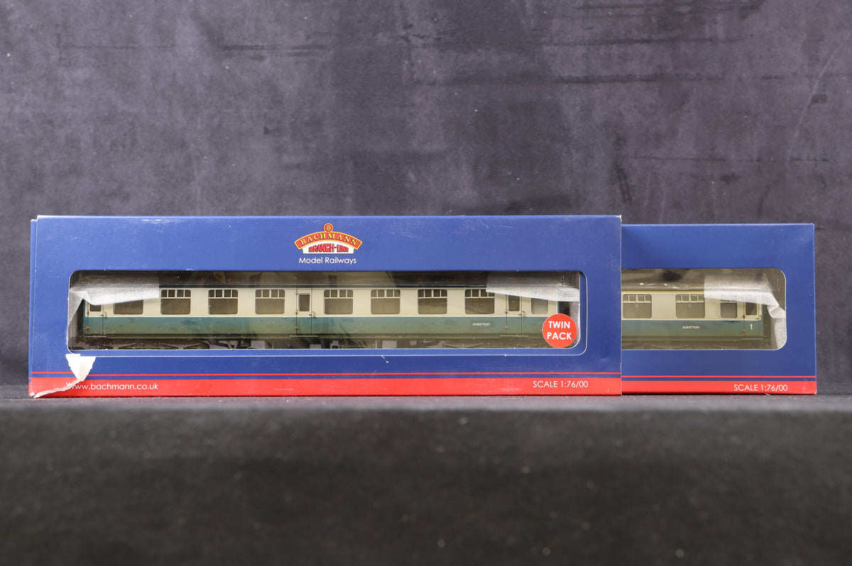 Bachmann OO 39-001  Pair of Mk1 coaches in &#39;Works Test Train&#39; BR blue &amp; grey - weathered