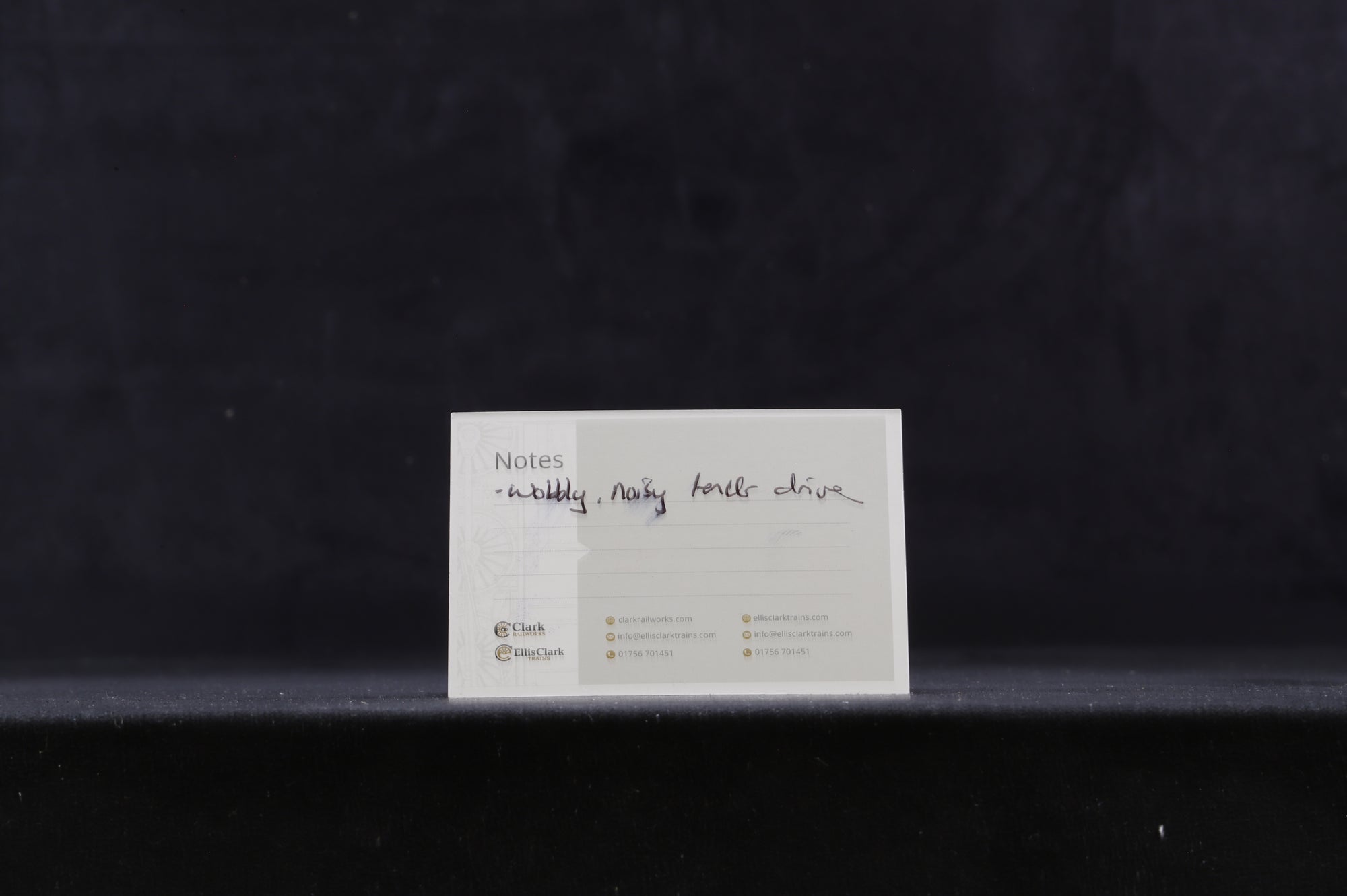 Hornby Railways OO R2127 Class A4 '4903' 'Peregrine' LNER Garter Blue